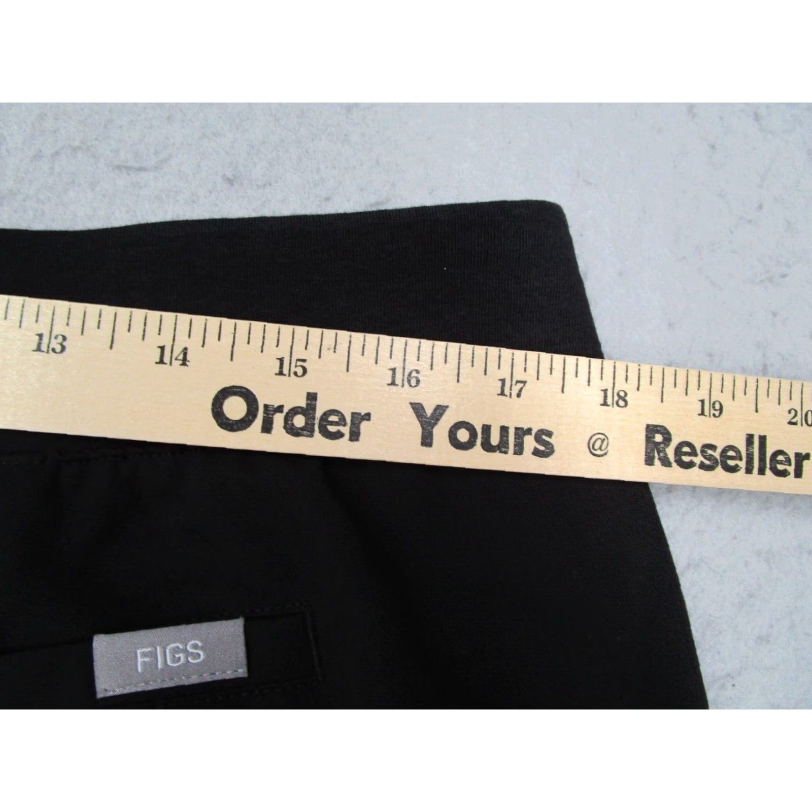 Vintage FIGS Women XL Tall Black Technical Scrubs Shirt Jogger - Solid Polyester Blend W23SW2003T 35X30 Size 40" / US 18 - 6 Thumbnail