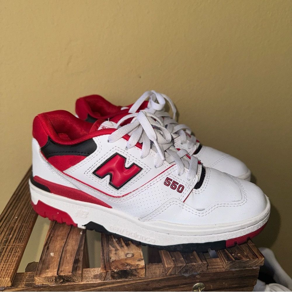 image of New Balance 550 Red White Team Trainers Sneaker Skater Wome, Women's (Size 7)