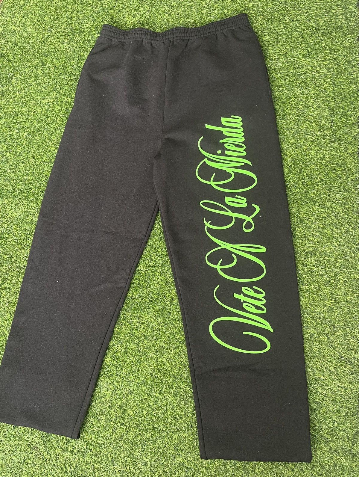 Vintage VETE A LA MIERDA PALOH STUDIOS SWEATPANTS Size US 30 / EU 46 - 1 Thumbnail