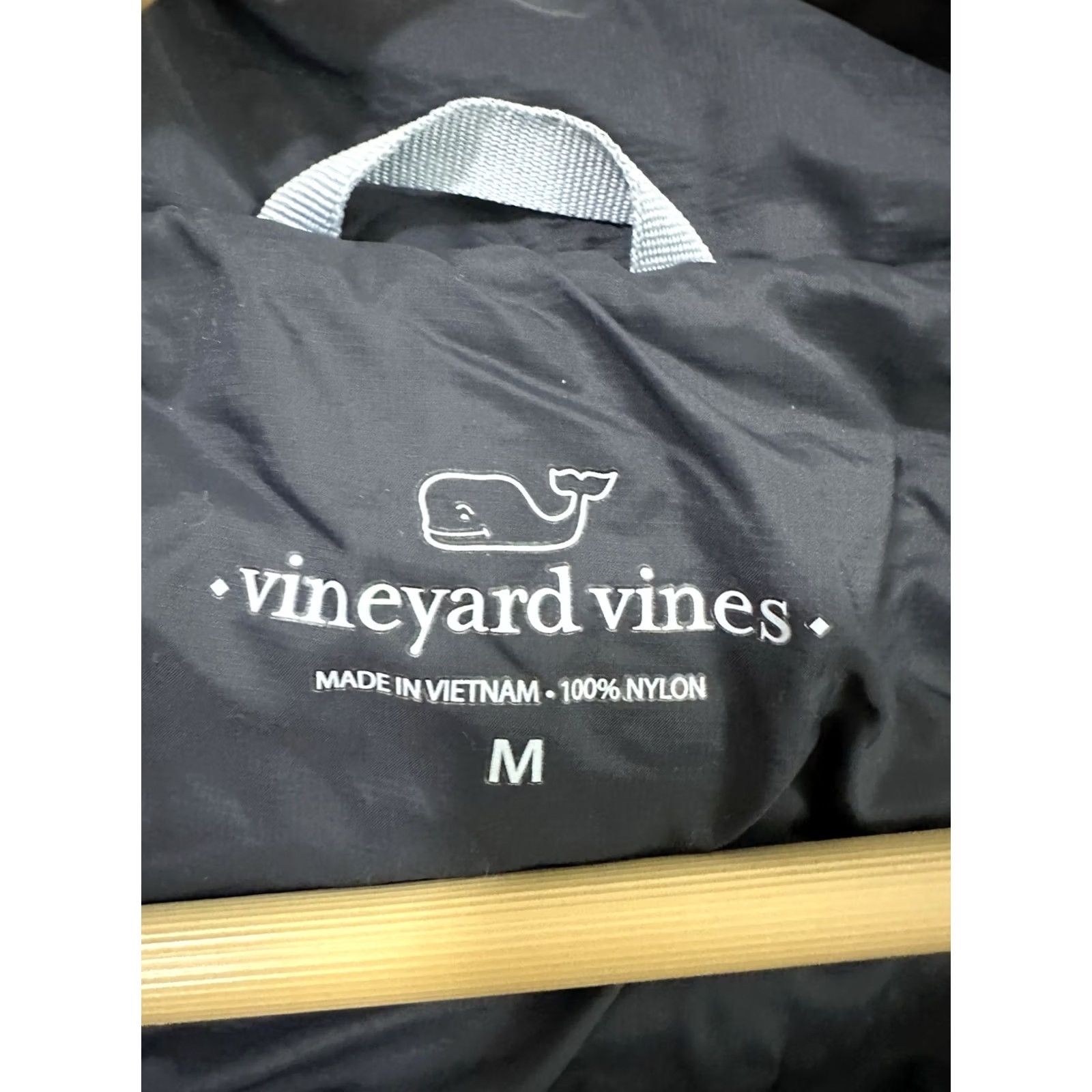 Vineyard Vines Vineyard Vines Black Insulated Puffer Vest Womens Size M Size M / US 6-8 / IT 42-44 - 3 Thumbnail