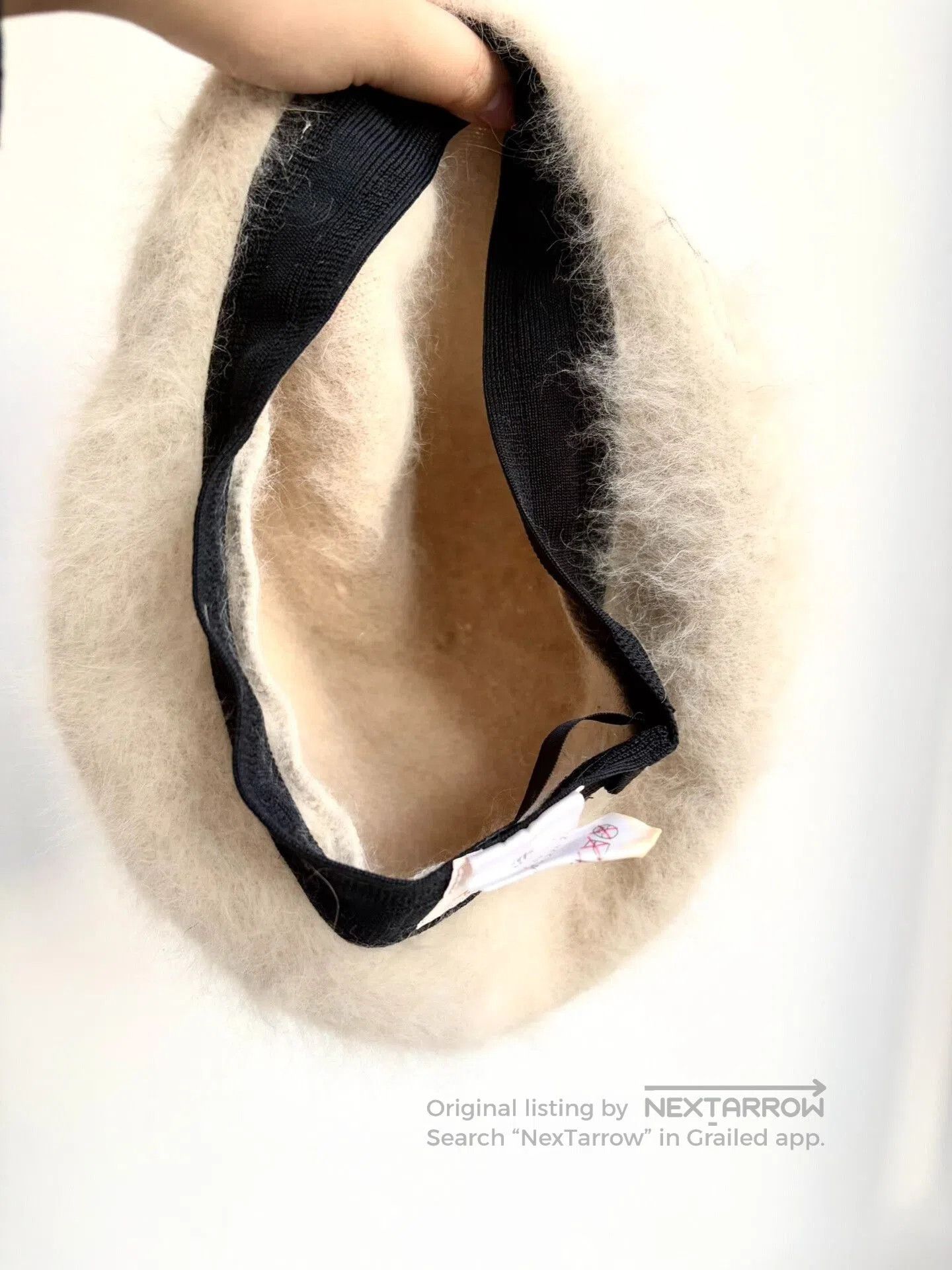 Vivienne Westwood Vivienne Westwood White Long Beret Hat. Size ONE SIZE - 6 Thumbnail