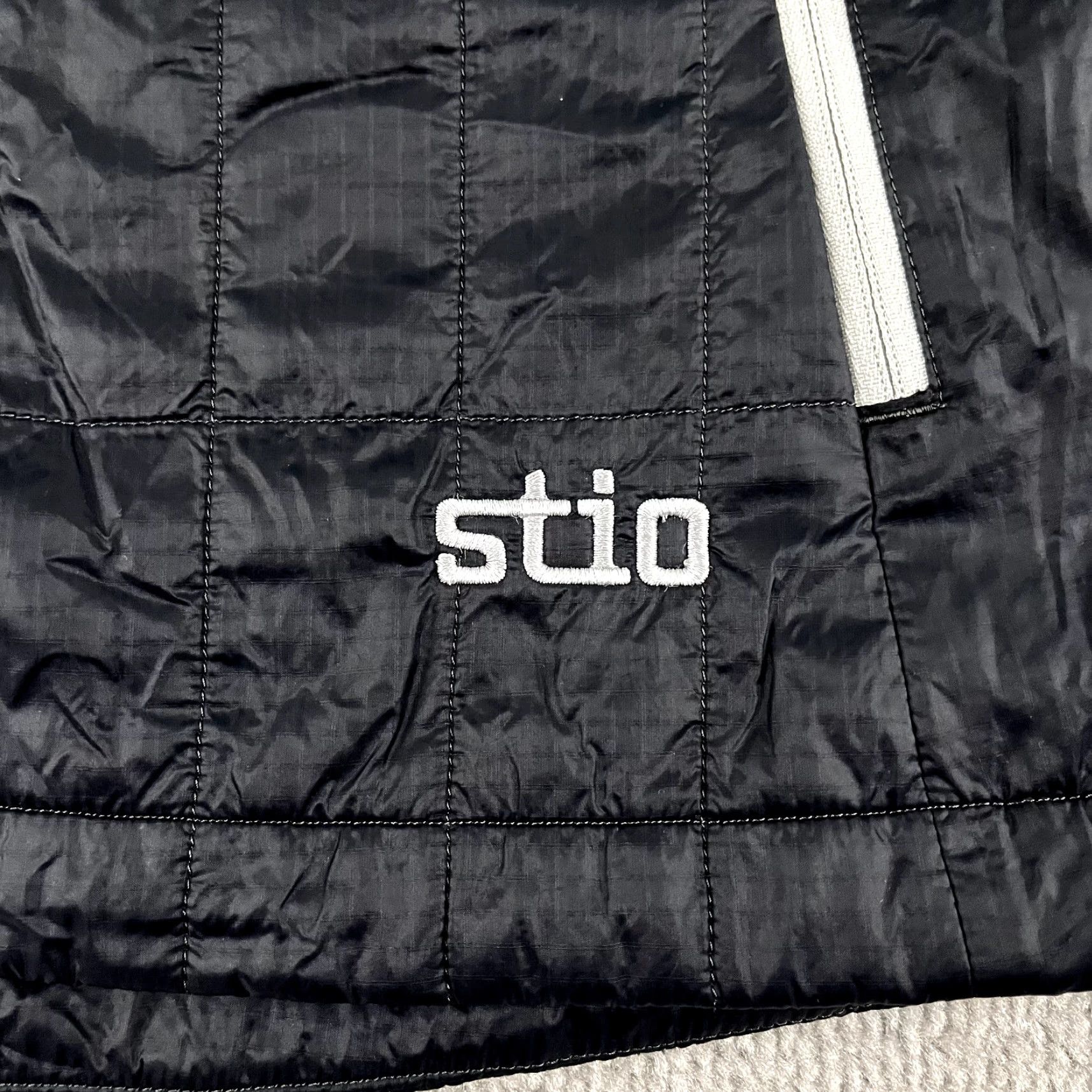 Vintage STIO Vest Medium Boundary Black Azura Lightweight Quilted Full Zip Nylon Womens Size M / US 6-8 / IT 42-44 - 3 Thumbnail