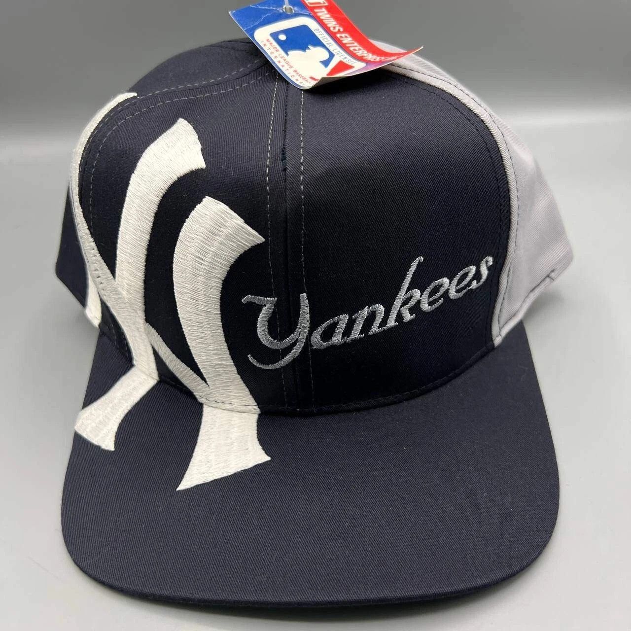Twins Enterprise Inc. × Vintage New York Yankees Hat Men Twins Enterprise MLB Snap Back Size ONE SIZE - 1 Thumbnail