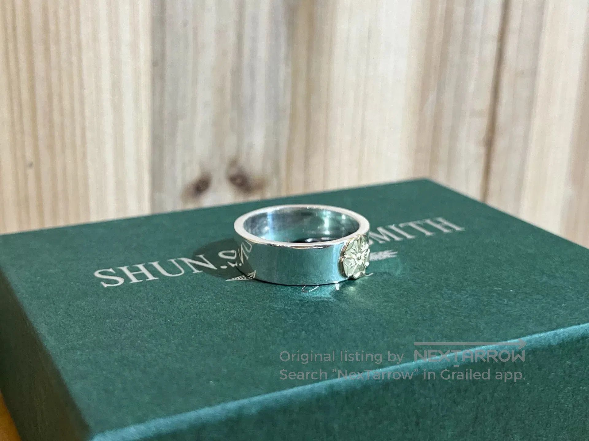 Takumi shun smith love silver ring with gold details. Size ONE SIZE - 5 Thumbnail