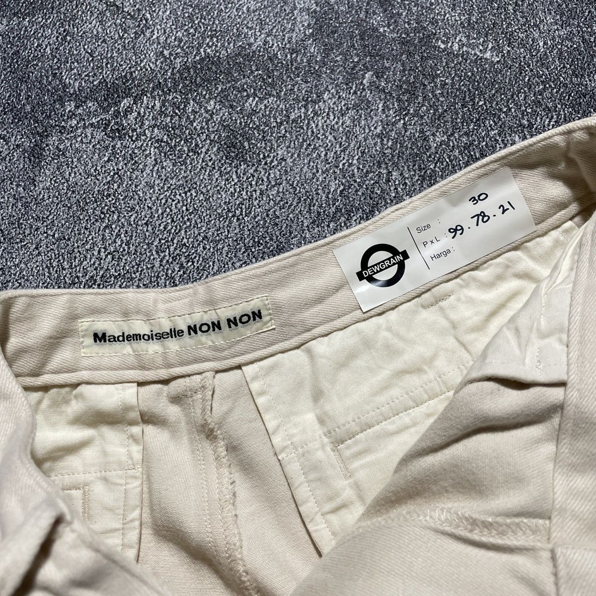 Balenciaga × Issey Miyake × Mademoiselle Non Non Vintage Mademoisele Non Non Cream Relaxed Pants Size US 30 / EU 46 - 3 Thumbnail