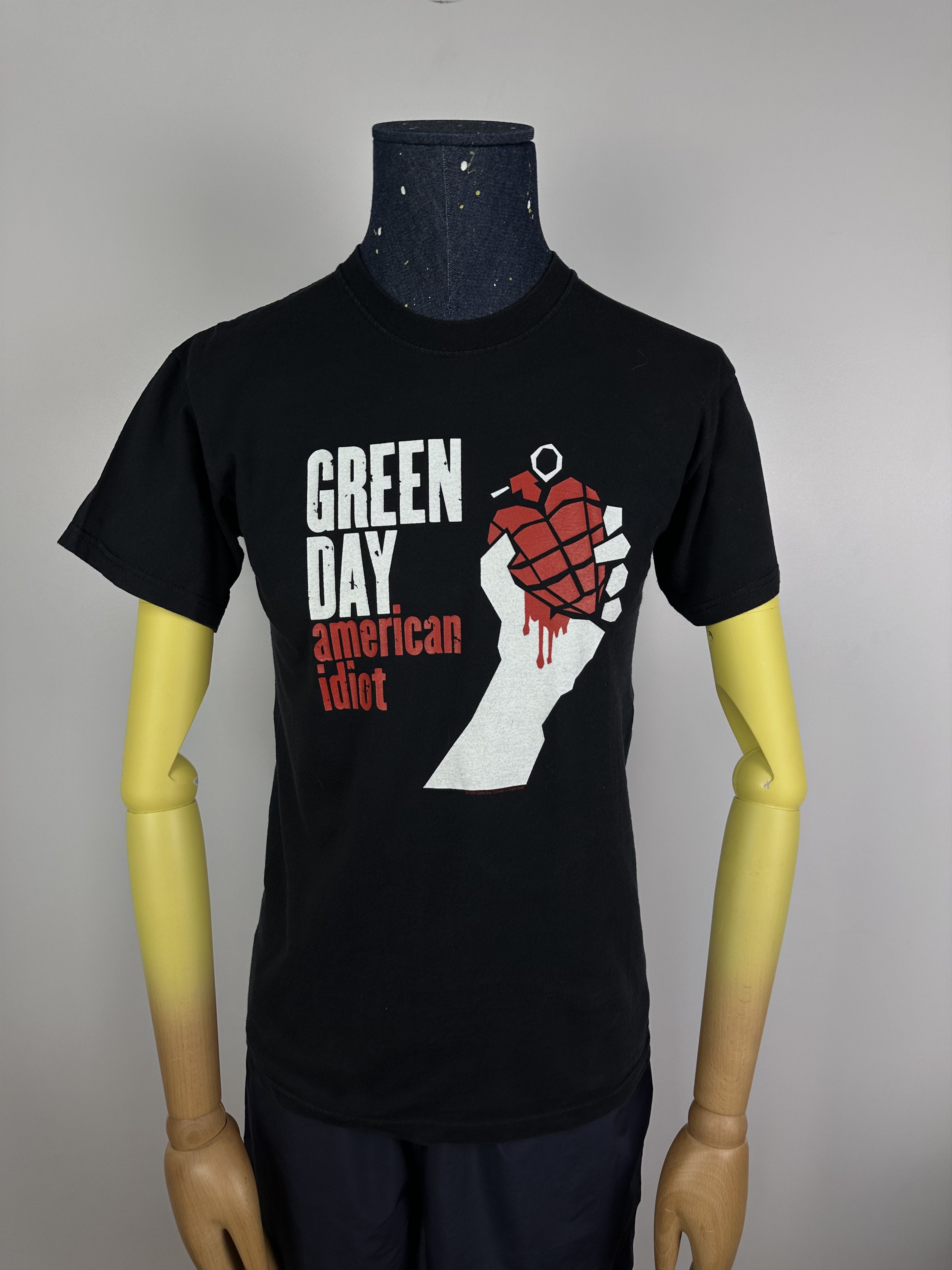 Band Tees × Vintage Vintage Green Day American Idiot 2004 T-shirt Black Size US S / EU 44-46 / 1 - 1 Thumbnail