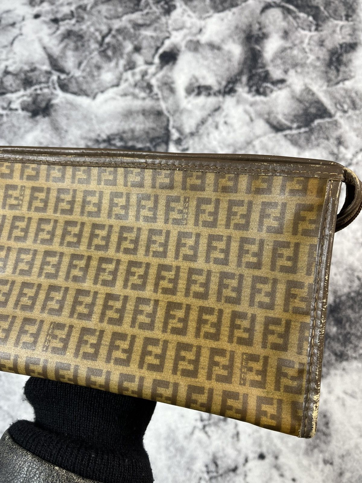 Fendi Vintage Fendi Zucca Monogram Leather Clutch Made In Italy Size ONE SIZE - 3 Thumbnail