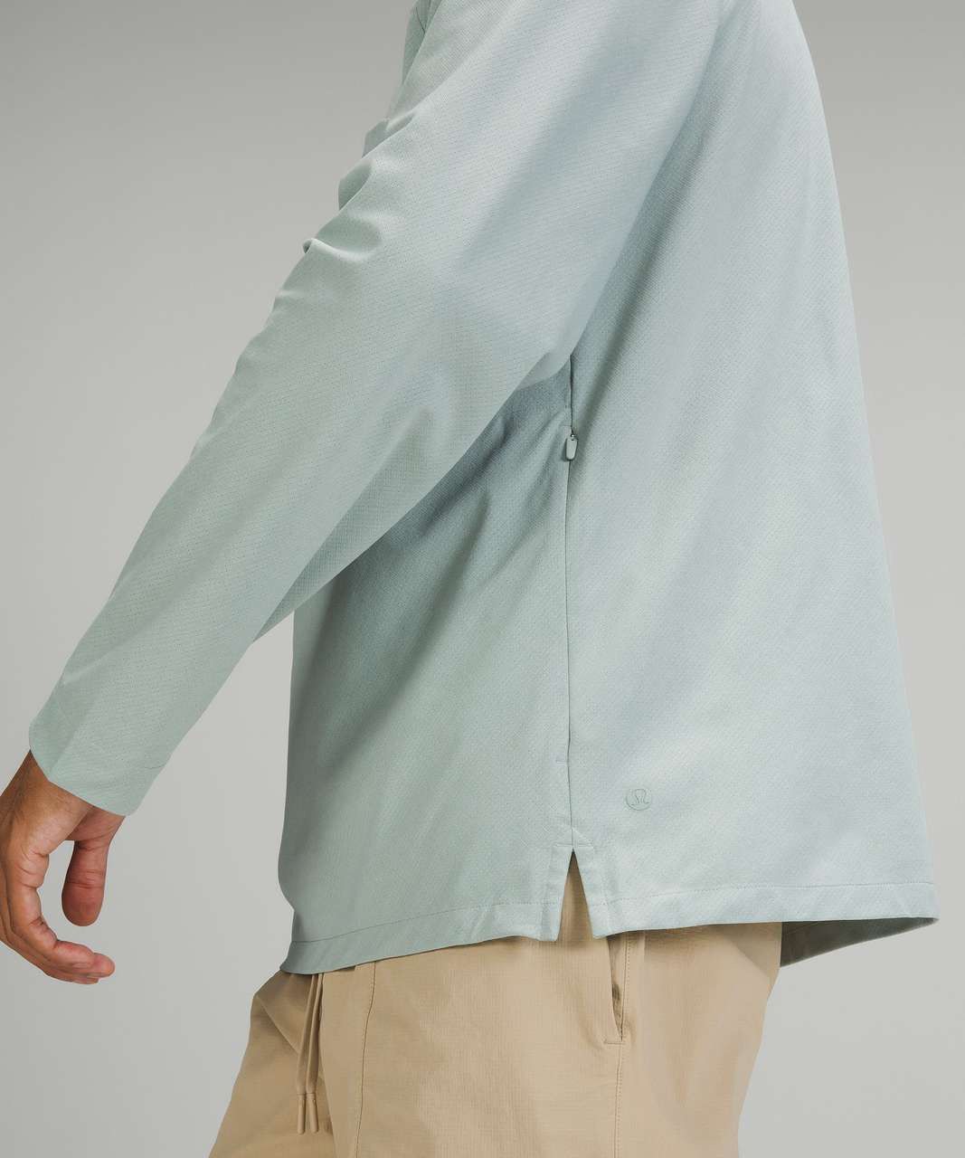 Lululemon Lululemon Woven-Air 1/2 Zip Sz medium Size US M / EU 48-50 / 2 - 1 Thumbnail