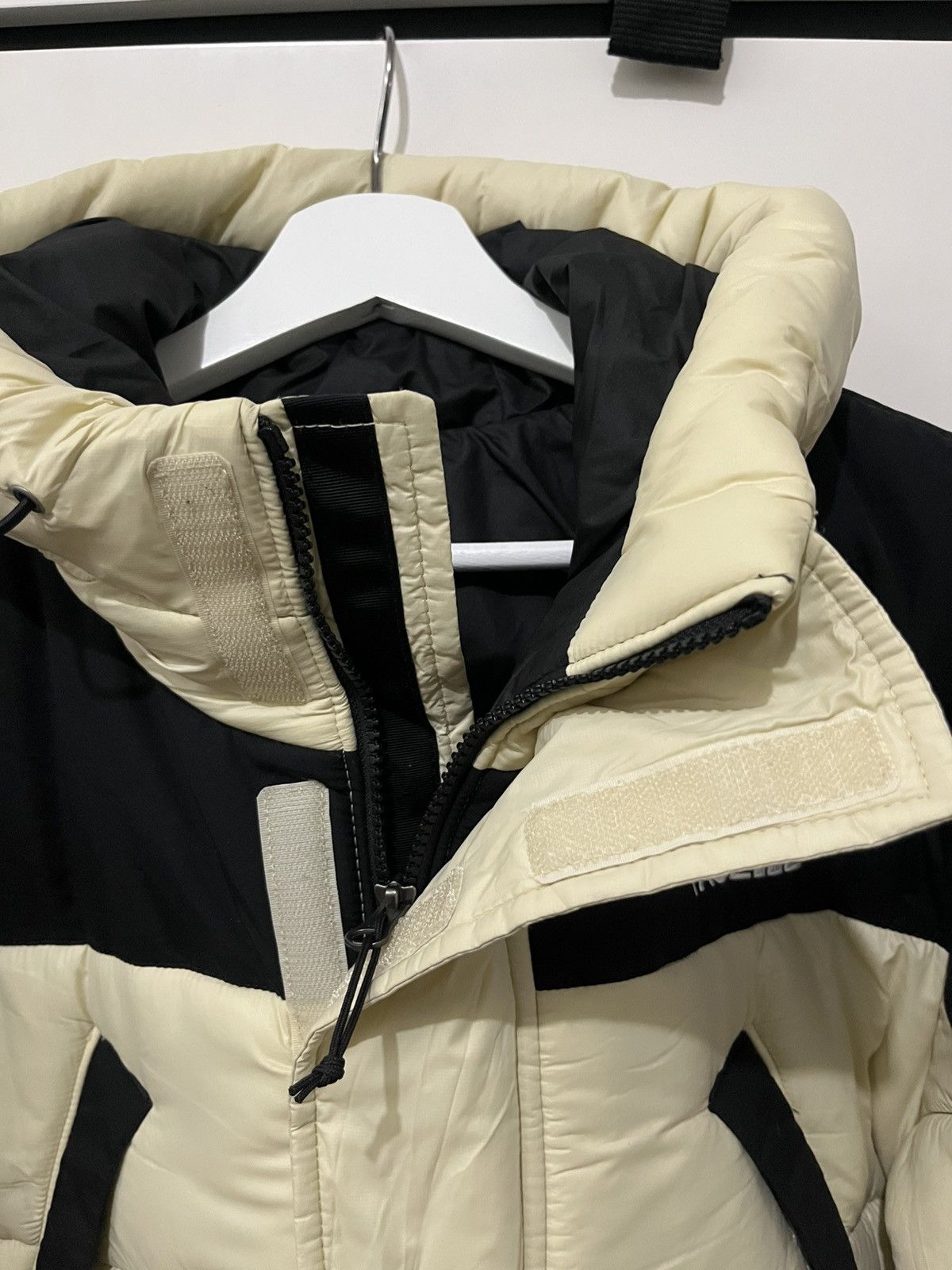 The North Face The North Face Long Puffer Jacket Size US L / EU 52-54 / 3 - 3 Thumbnail