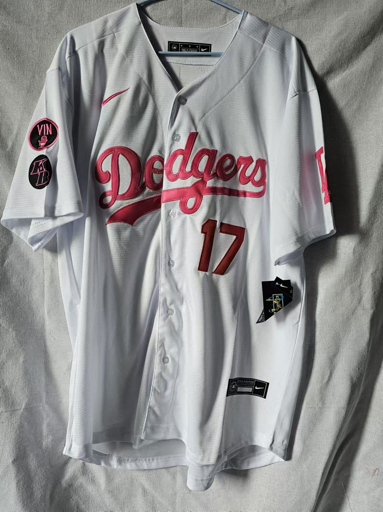 MLB Dodgers #17 Shohei Ohtani Jersey L Size US L / EU 52-54 / 3 - 2 Thumbnail