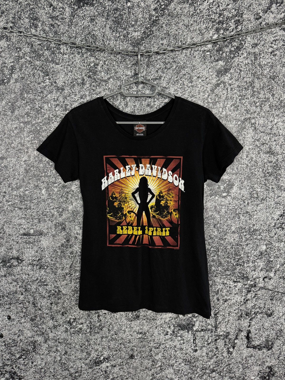 Harley Davidson Harley Davidson Rebel Spirit Motorcycle T-Shirt Bravado Sz L Size L / US 10 / IT 46 - 1 Thumbnail