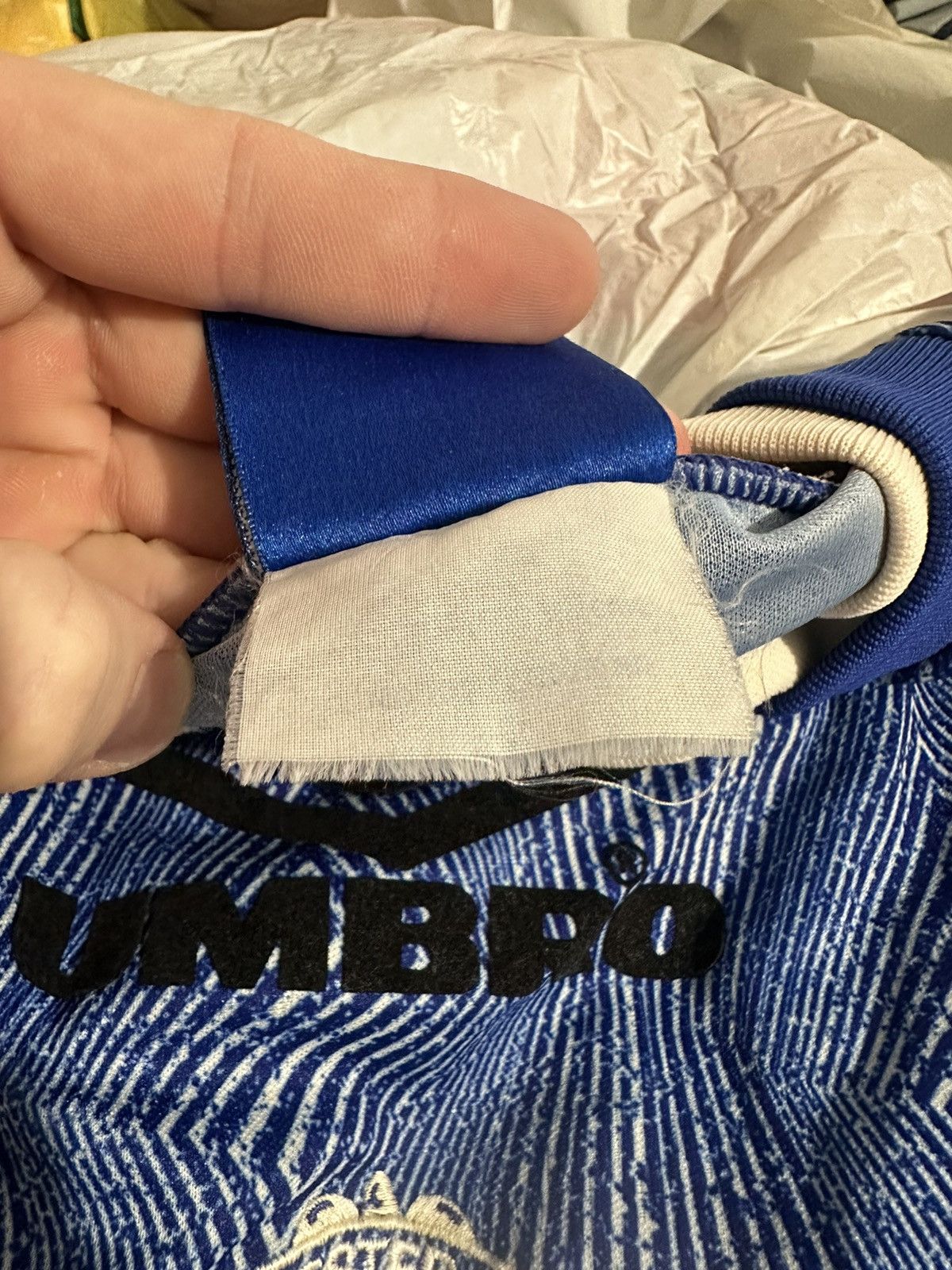 Vintage Vintage Manchester United blue jersey Umbro monogram size L Size US L / EU 52-54 / 3 - 6 Thumbnail