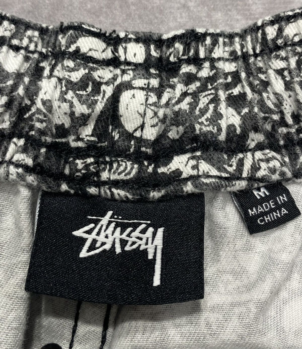 Stussy Stussy Bones Beach Shorts Size US 32 / EU 48 - 3 Thumbnail