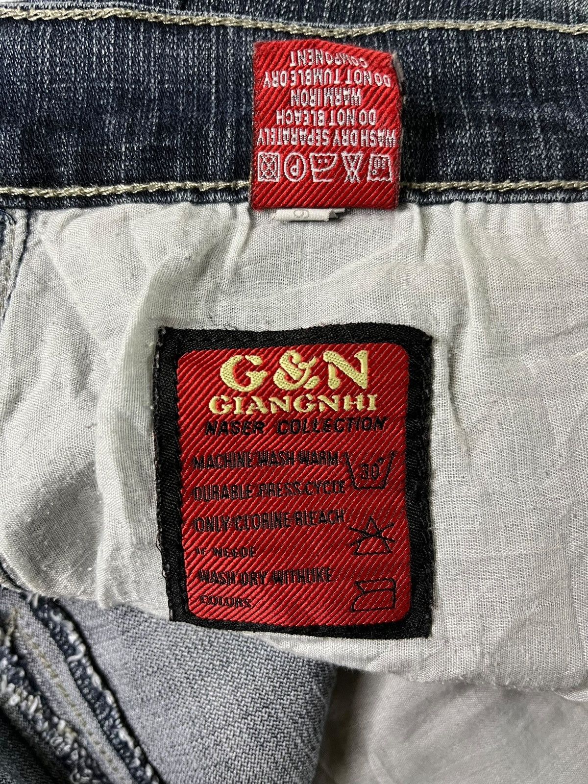 Japanese Brand Vintage Japanese Brand Faded Blue Wash Baggy Jeans Size US 36 / EU 52 - 10 Thumbnail
