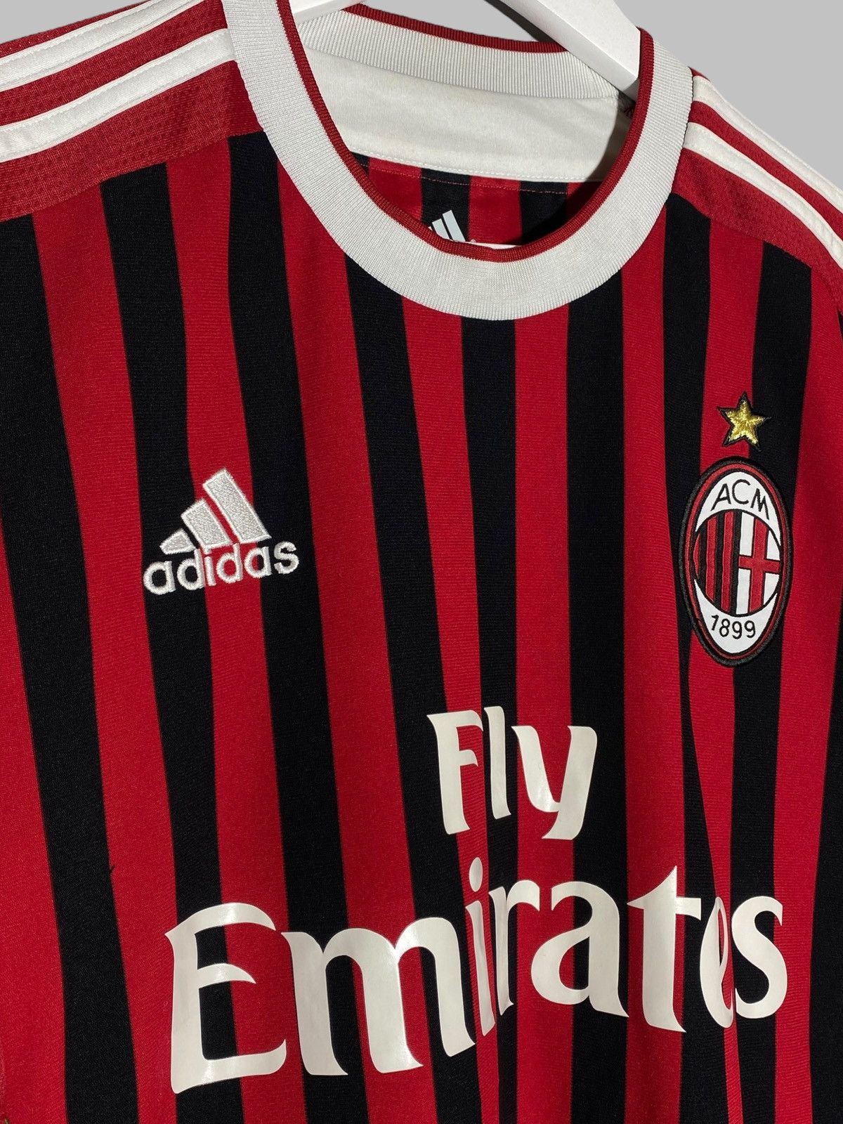 Adidas Adidas AC Milan 2011/12 Football Shirt Soccer Jersey Size US S / EU 44-46 / 1 - 3 Thumbnail