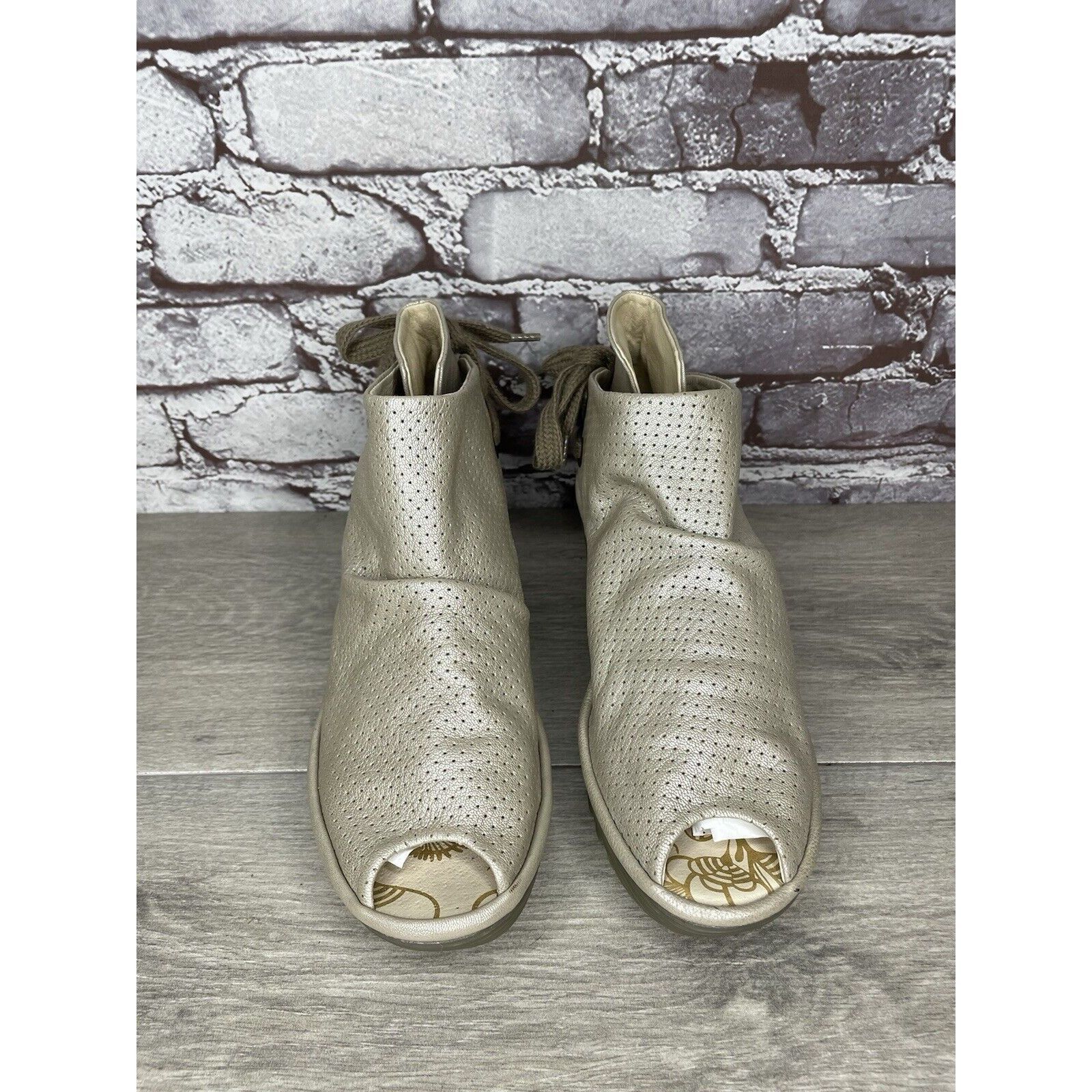 Fly London FLY London Yake Pearl White Leather Perforated Back Lace Wed Size US 7.5 / IT 37.5 - 2 Thumbnail