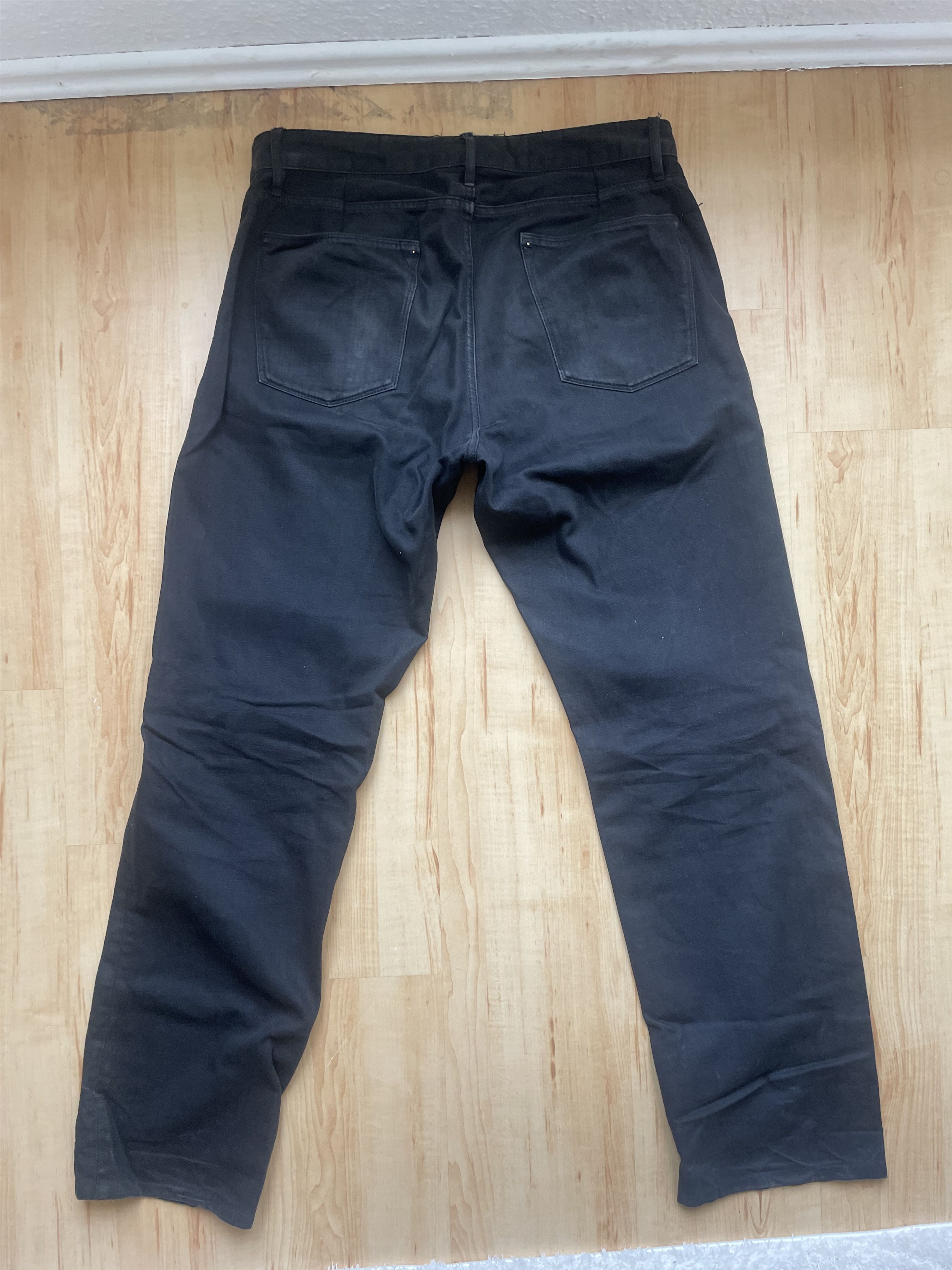 Helmut Lang Helmut Lang straight leg jeans Size US 32 / EU 48 - 2 Thumbnail