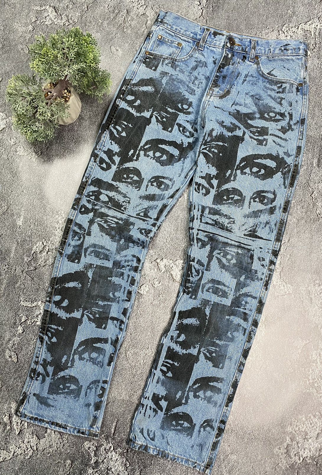 Other Avant-Garde print denim pants cool eyes Size US 30 / EU 46 - 2 Thumbnail