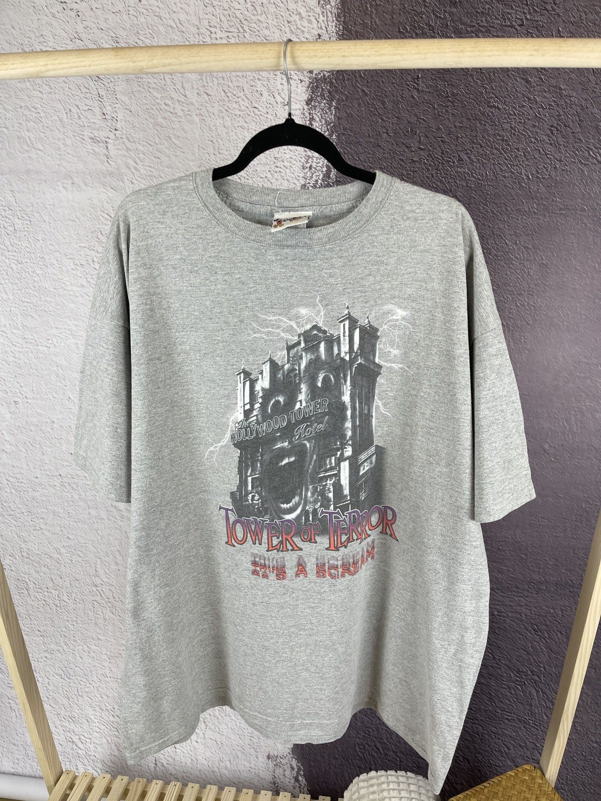Disney × Vintage Disney vintage House of terror It’s a scream tee shirt Size US XXL / EU 58 / 5 - 6 Thumbnail
