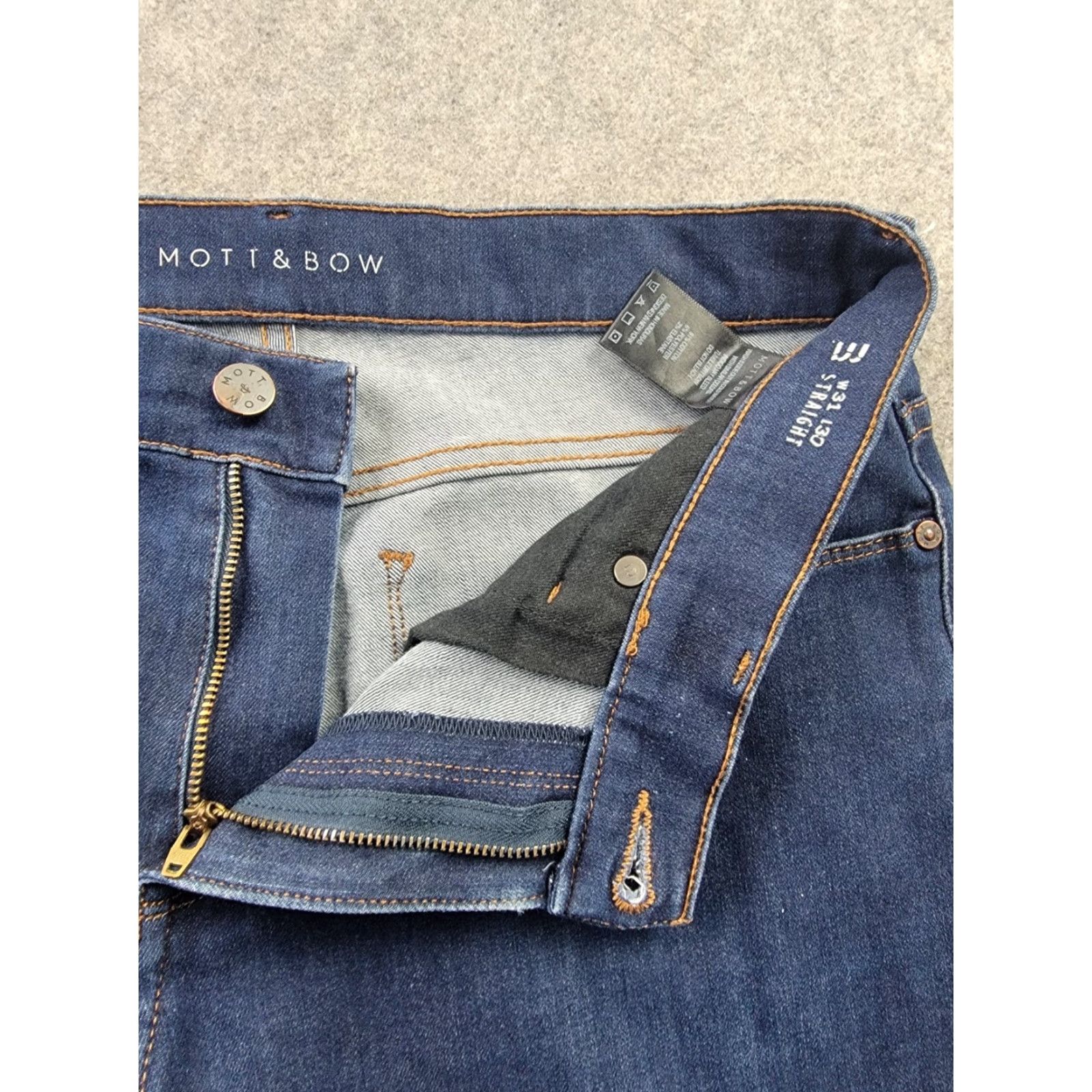 Mott & Bow Mott & Bow Jeans Mens 31x30 Blue Straight Leg Stretch Denim 5-Pocket Inseam 28in Pre-Owned Size US 31 - 5 Thumbnail