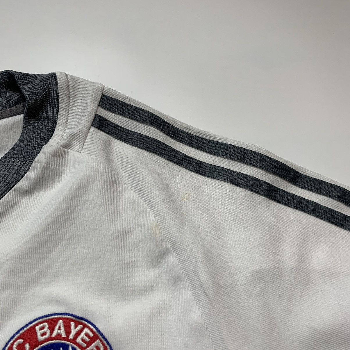 Vintage Adidas Bayern Munich 2002/2003 Away Soccer Football Jersey Size US M / EU 48-50 / 2 - 5 Thumbnail