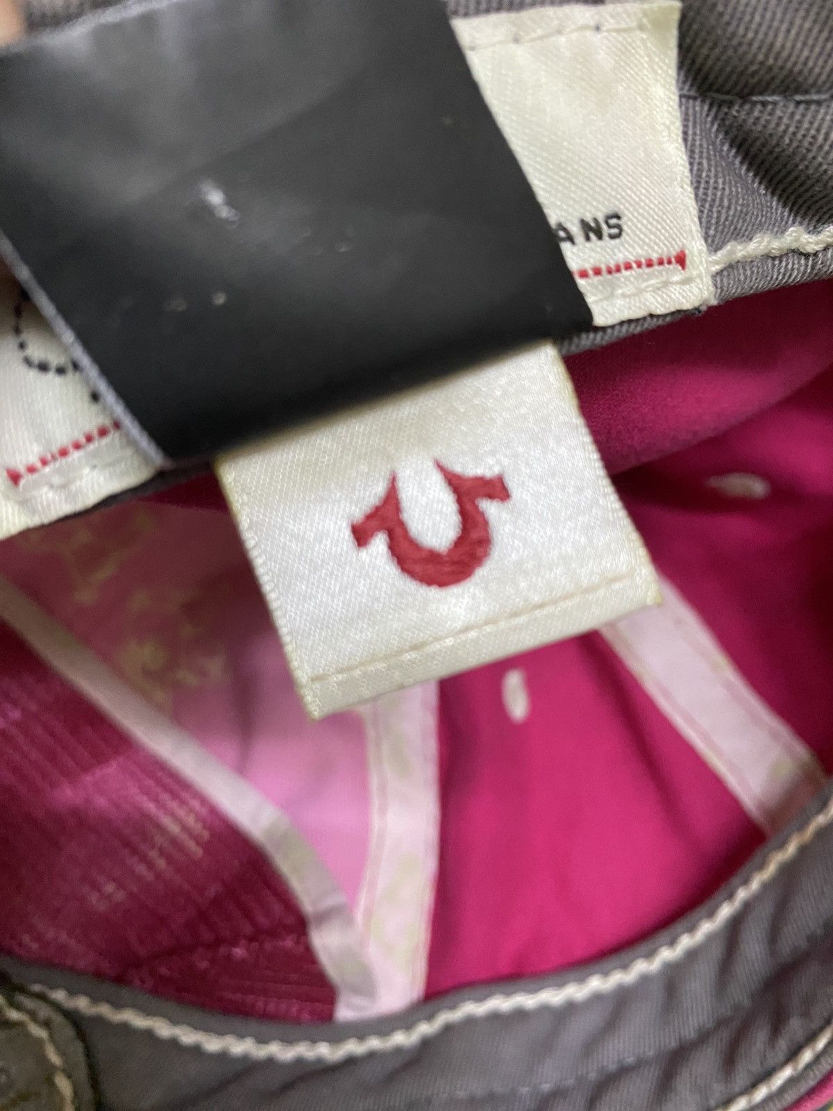 True Religion True Religion vintage hat Y2K white pink leather patch Size ONE SIZE - 7 Thumbnail