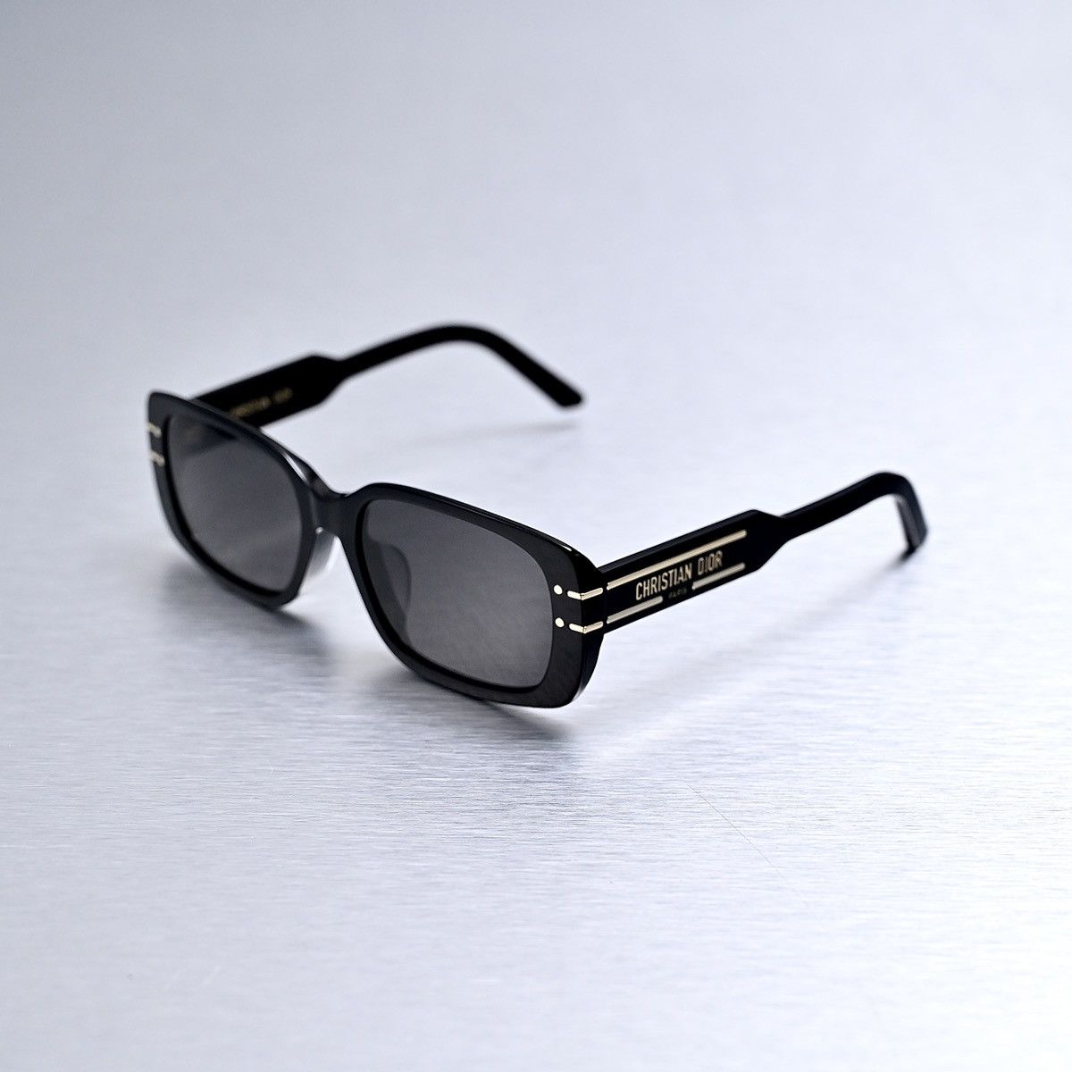 Dior DIOR DIORSIGNATURE S12I 10A0 SUNGLASSES Size ONE SIZE - 1 Thumbnail