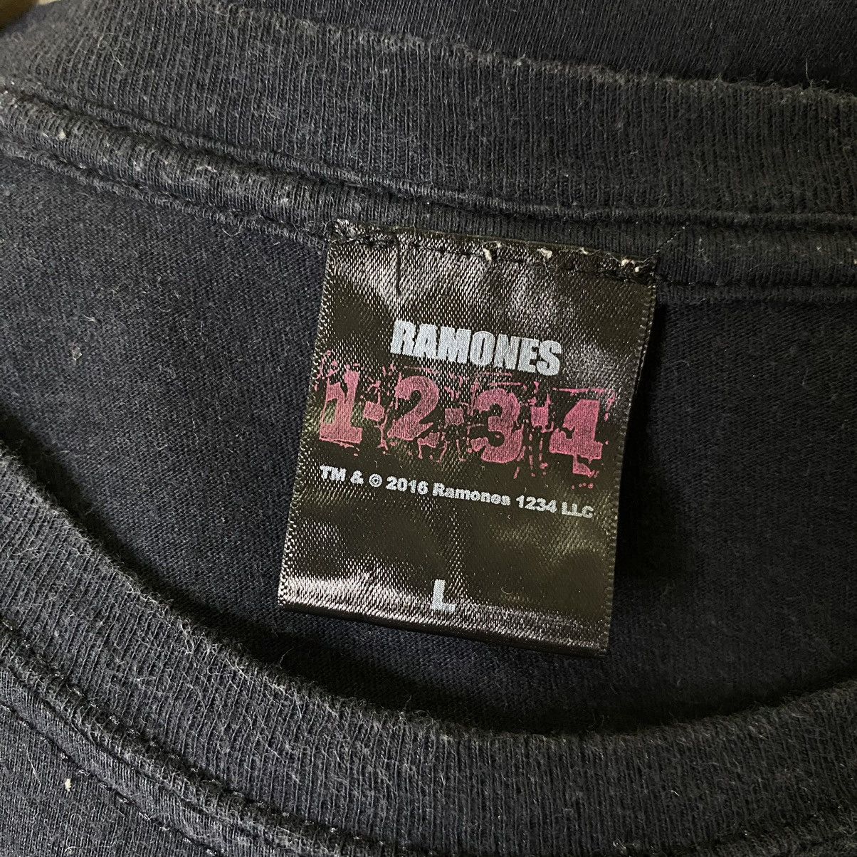 Band Tees Ramones First World Tour Winter 1978 Official Reissue Tee Size US M / EU 48-50 / 2 - 3 Thumbnail