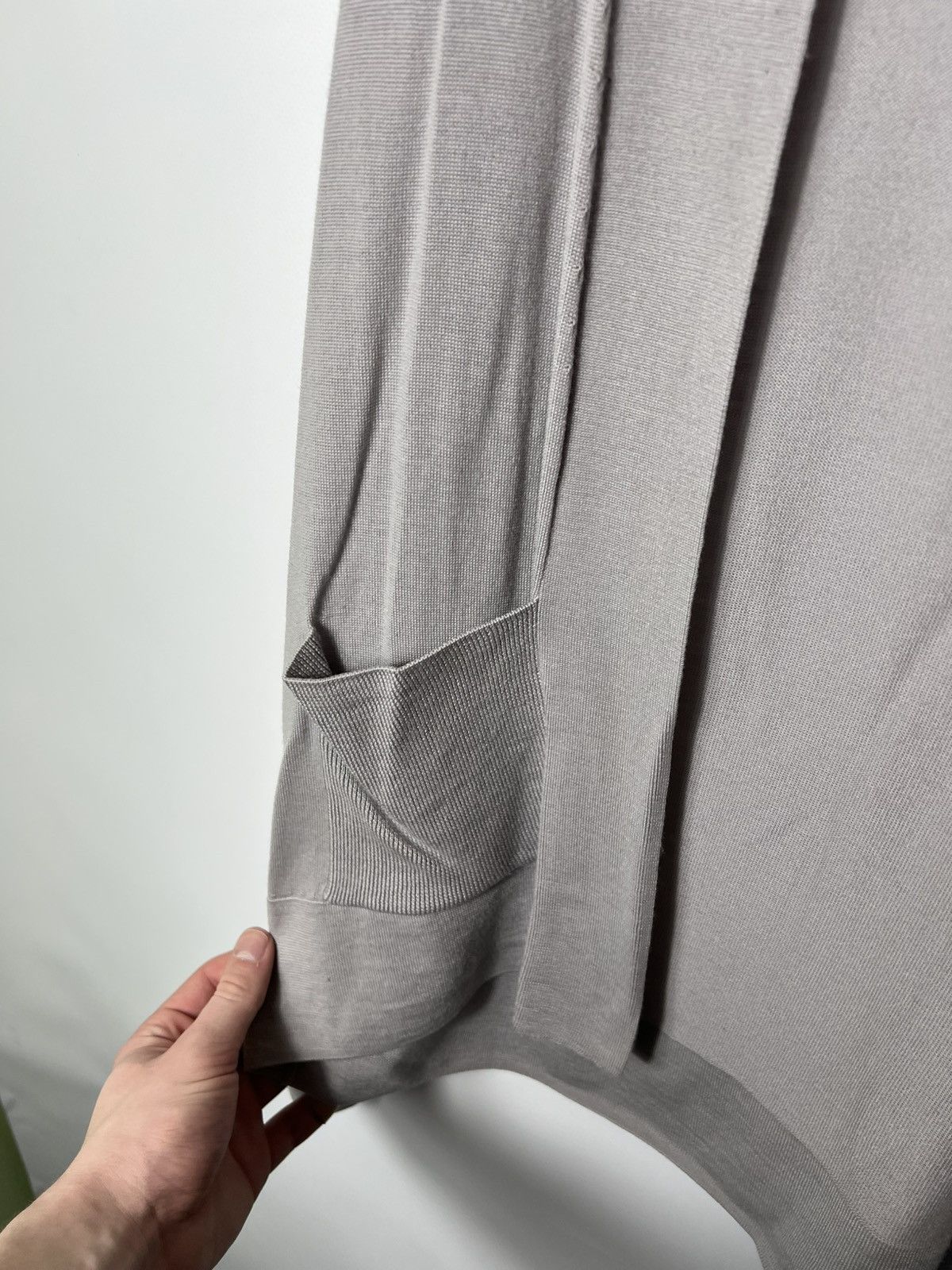 Allude Vintage luxury designer Allude Gray Wool Cardigan Size M Size M / US 6-8 / IT 42-44 - 2 Thumbnail