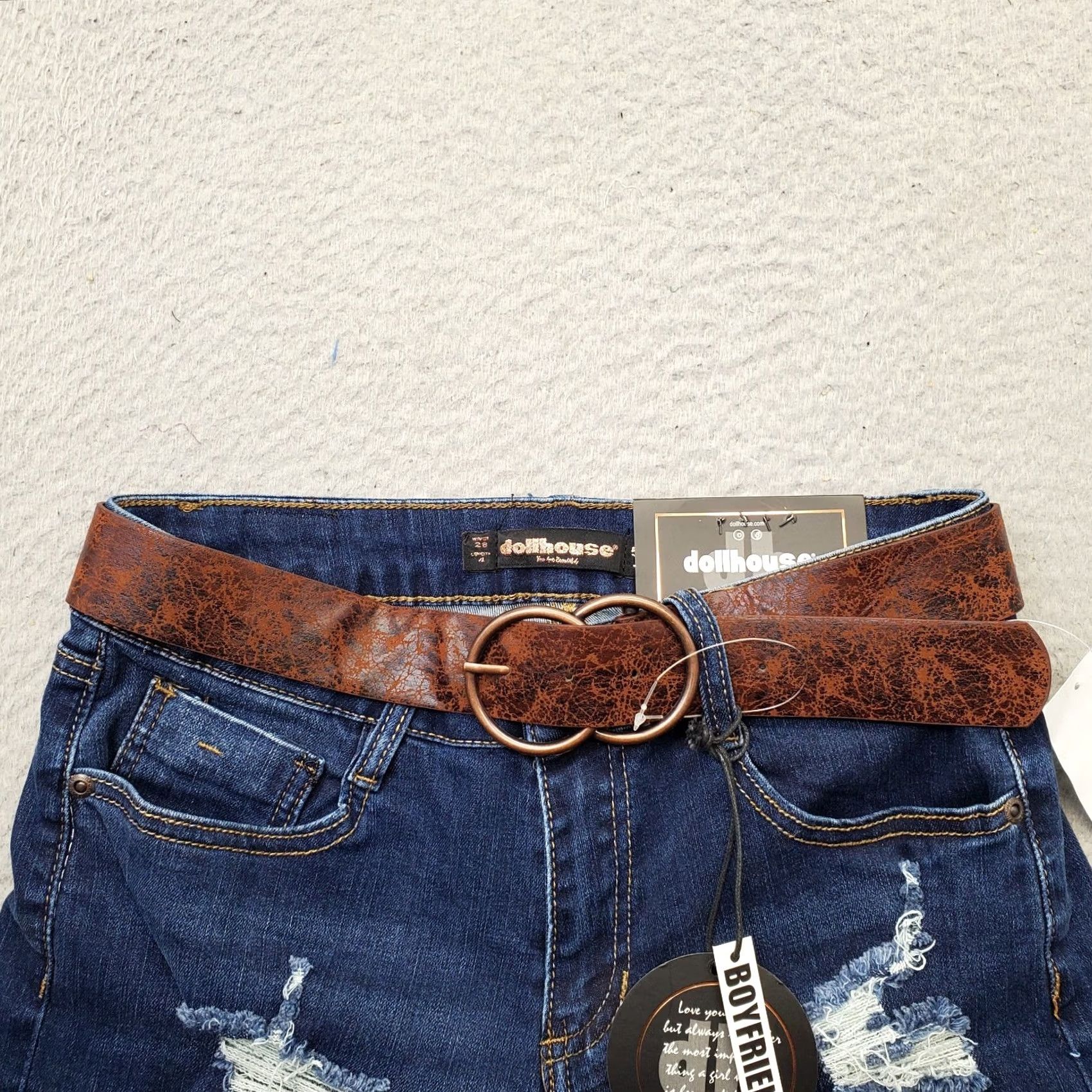 Vintage Dollhouse Chino Shorts Women's 28 Blue Denim Distressed Cuffed Hem Belted Waist: Womens Size 28 Blue Denim Casual Shorts Size 28" / US 6 / IT 42 - 3 Thumbnail