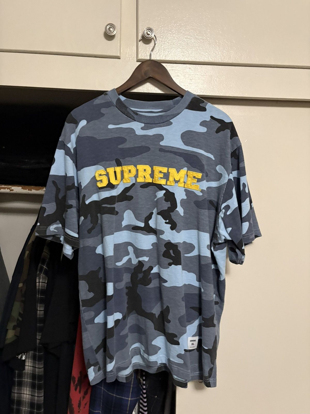 Supreme Supreme appliqué blue camo t shirt Size US XL / EU 56 / 4 - 1 Thumbnail