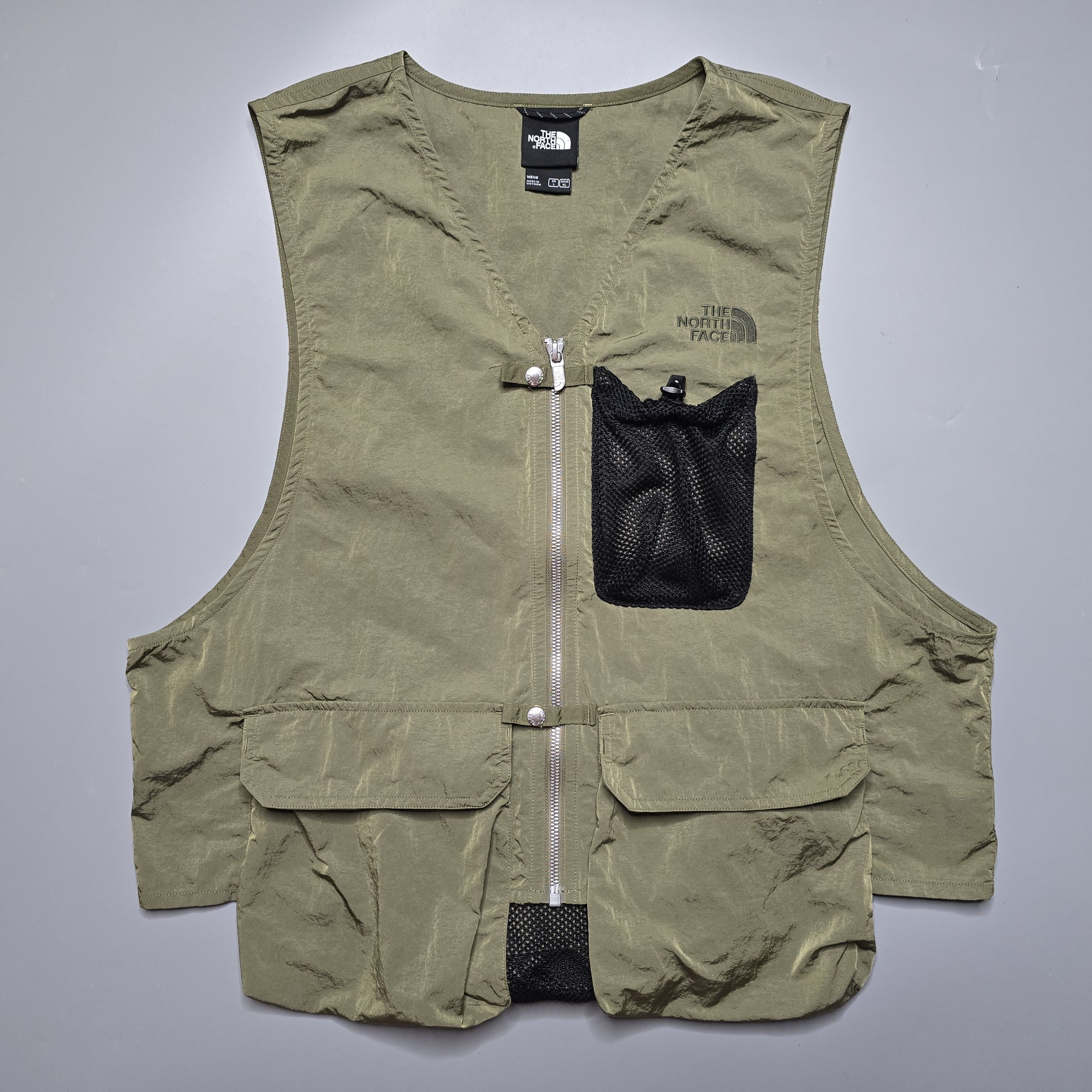 The North Face TNF Urban Exploration Black Series D5 PACKABLE WIND VEST Size US L / EU 52-54 / 3 - 1 Thumbnail