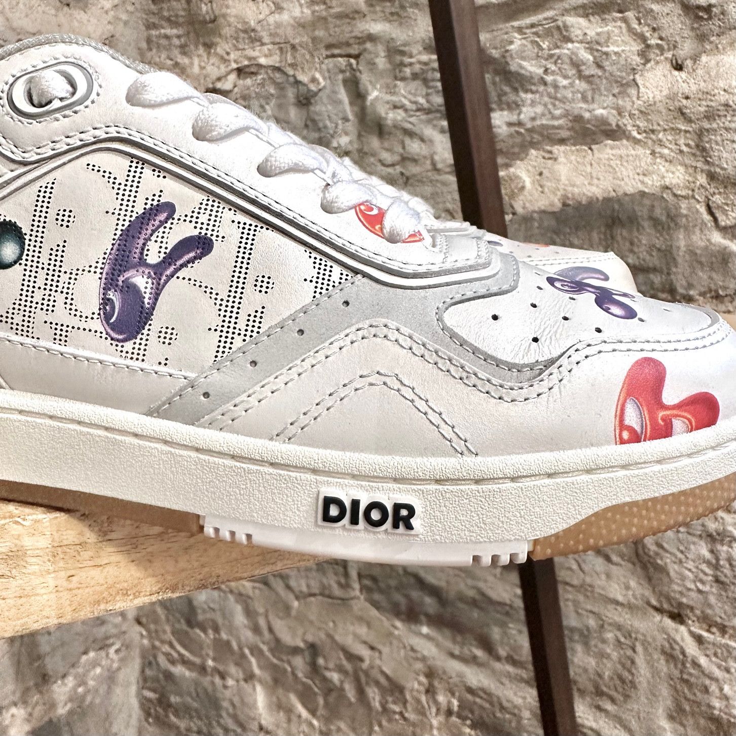 Dior Dior X Kenny Scharf B27 White Oblique Graffiti Sneakers Size US 7 / EU 40 - 2 Thumbnail