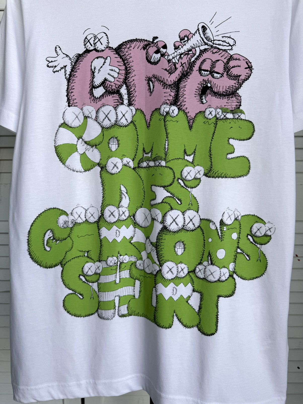 Comme des Garcons Comme des Garçons Shirt KAWS Graphic T-Shirt White Size US L / EU 52-54 / 3 - 4 Thumbnail