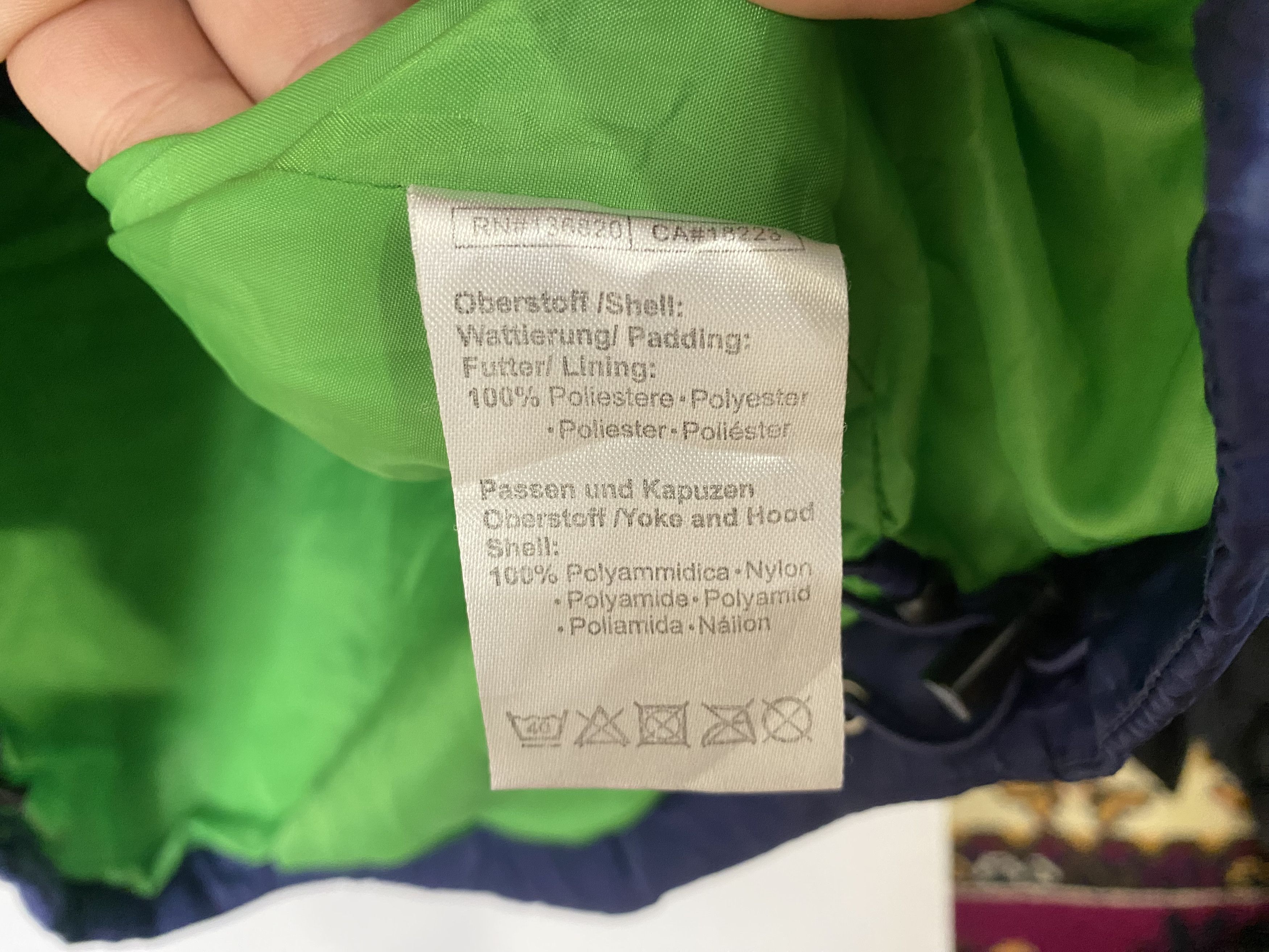 Kappa VFL WOLFSBURG TRAINING FOOTBALL SOCCER WINTER JACKET Size US L / EU 52-54 / 3 - 7 Thumbnail