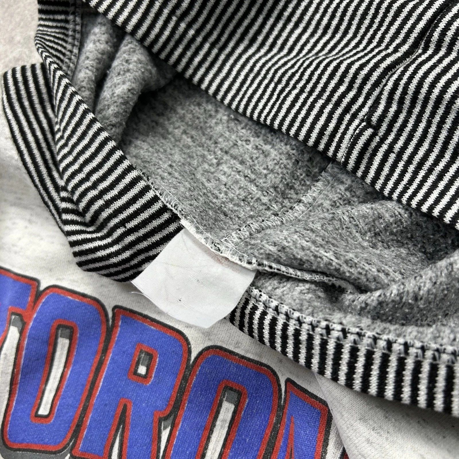 NBA × Vintage RARE NBA TORONTO RAPTORS SWEATSHIRT HOODIE 1994 SIZE XL Size US XL / EU 56 / 4 - 4 Thumbnail