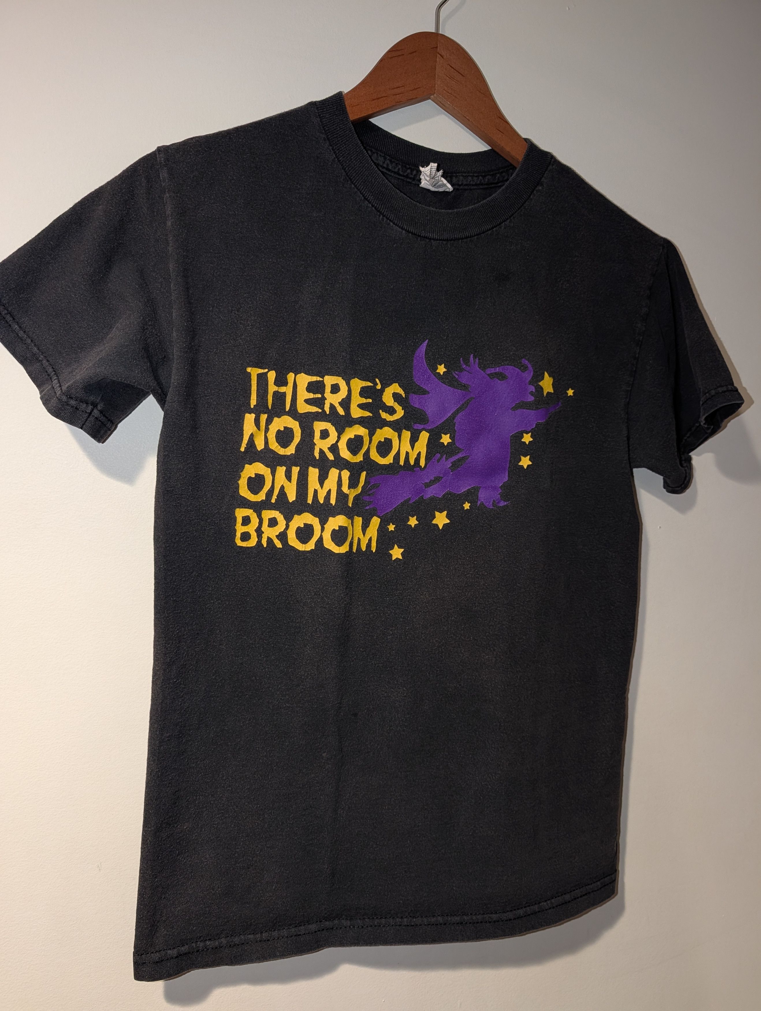 Arts & Science Vintage Halloween Witch T-Shirt There’s No Room On My Broom Size US S / EU 44-46 / 1 - 6 Thumbnail