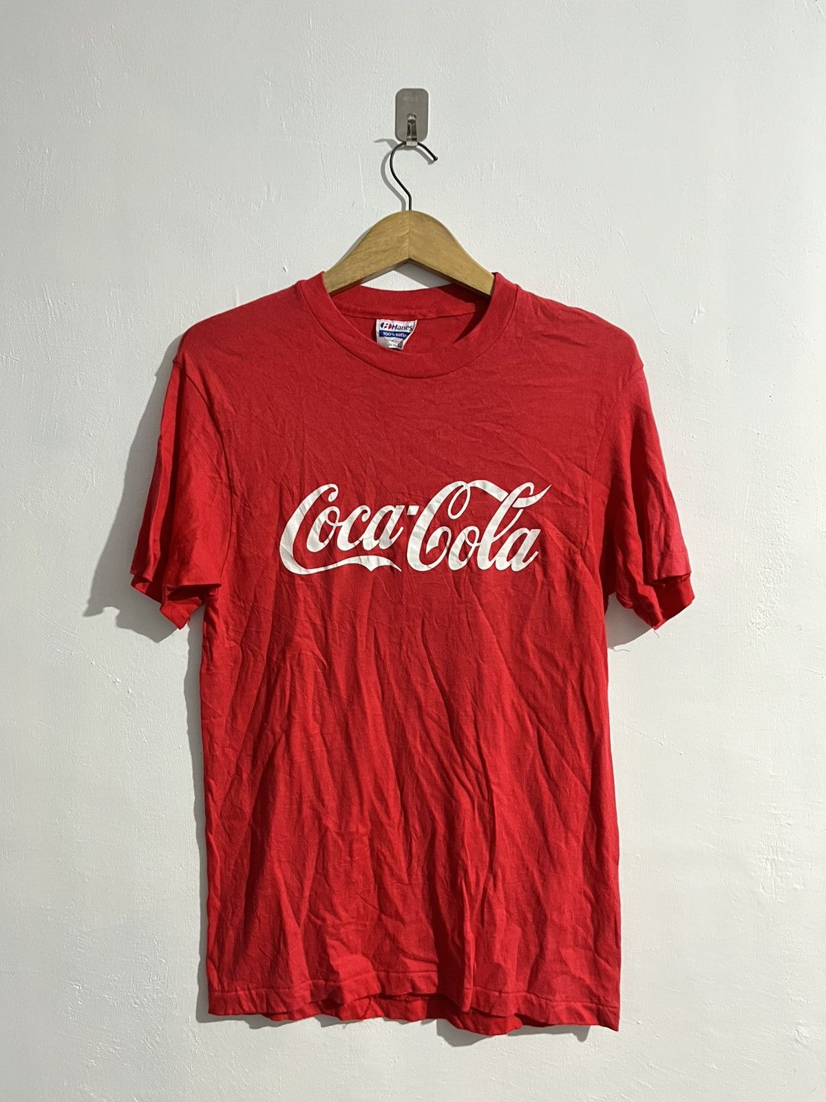 Vintage 80s coca cola running kalcer satisfy style tee Size US M / EU 48-50 / 2 - 1 Thumbnail