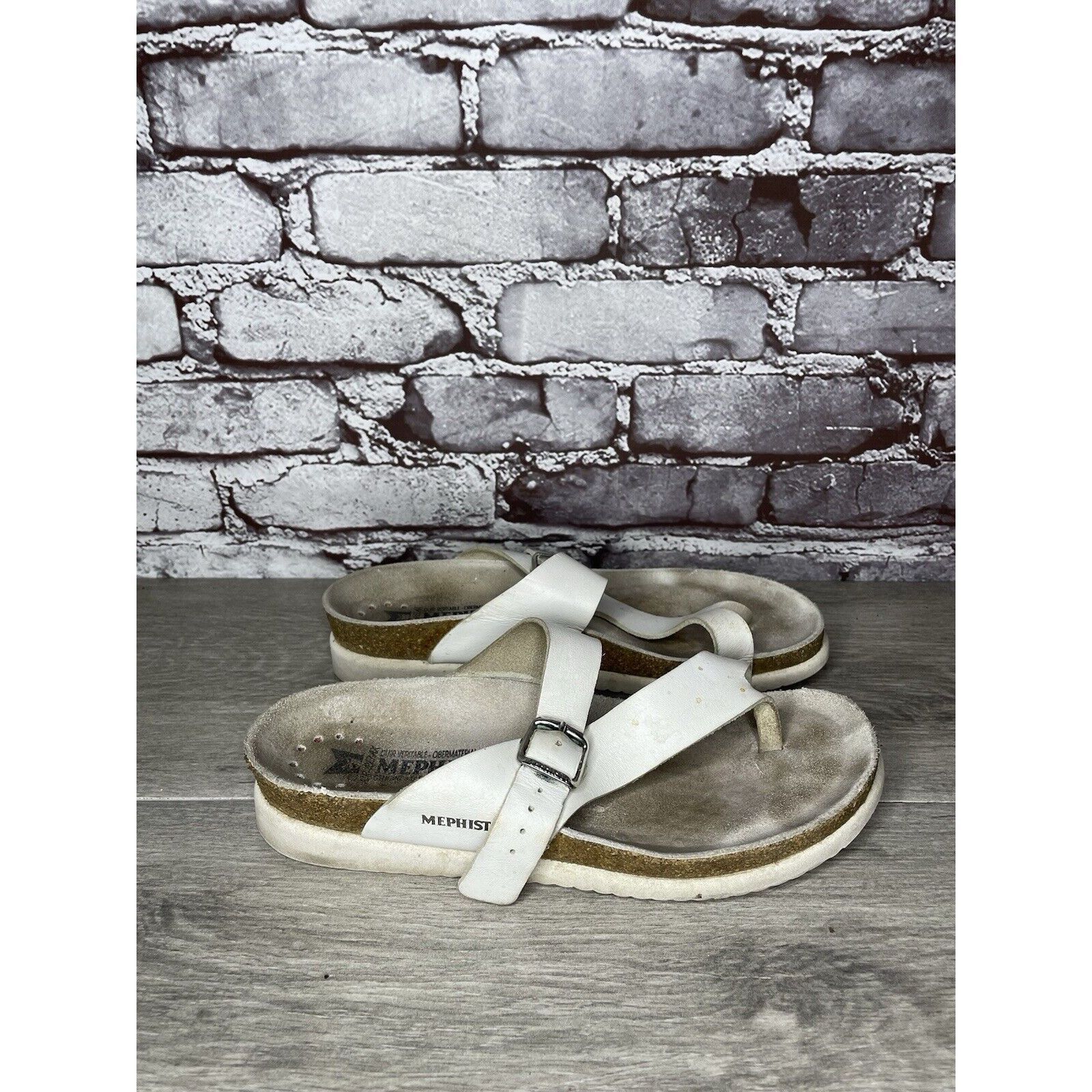 Mephisto Mephisto Helen White Leather Casual Toe Post Strap Sandals W Size US 8.5 / IT 38.5 - 10 Thumbnail