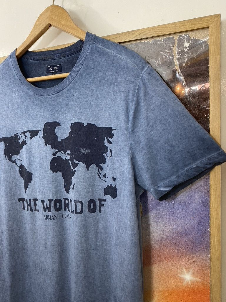 Armani The World of Armani Jeans Map T Shirt Size US L / EU 52-54 / 3 - 6 Thumbnail