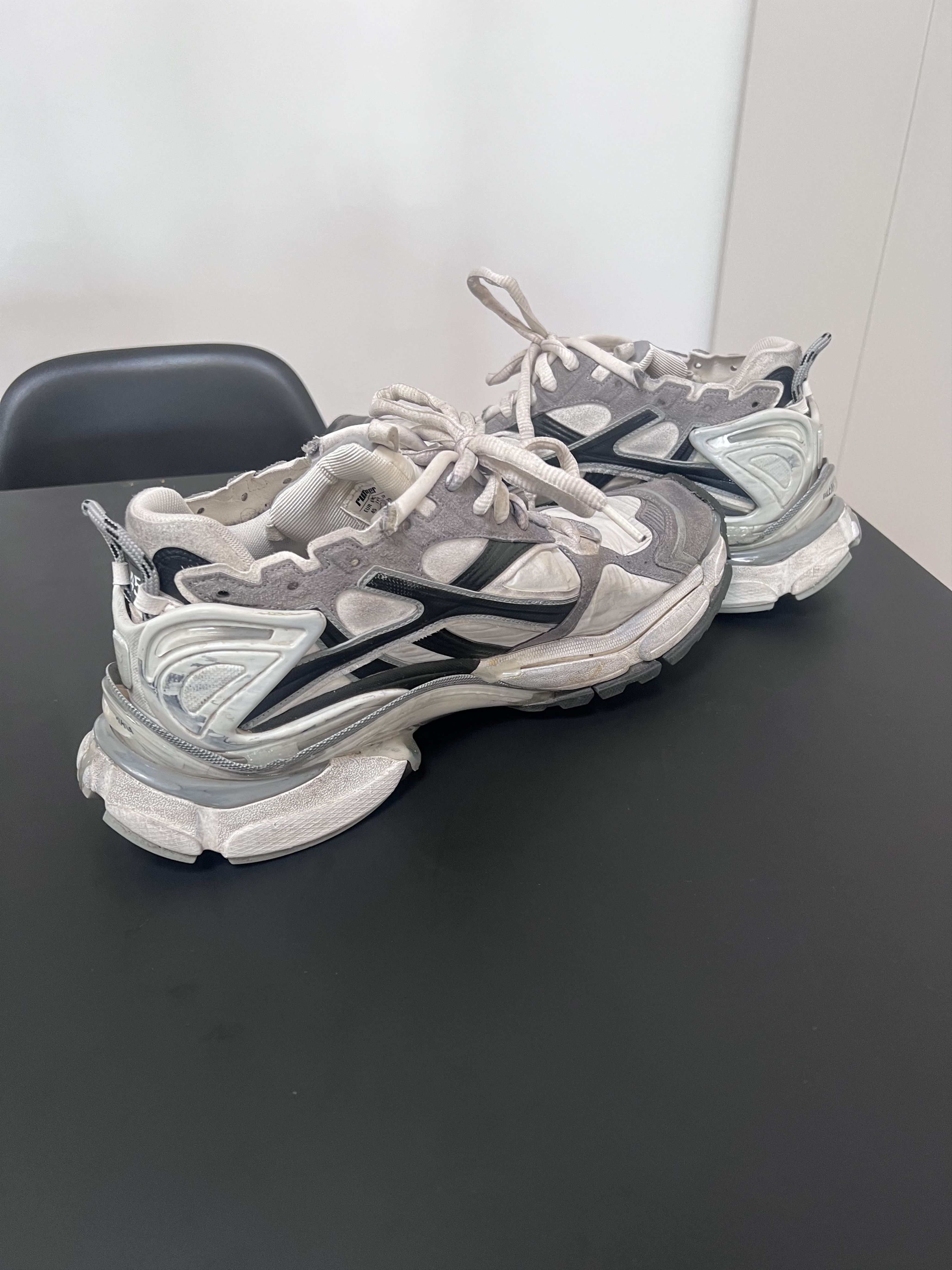 Balenciaga Balenciaga Runner 2 Size US 12 / EU 45 - 3 Thumbnail