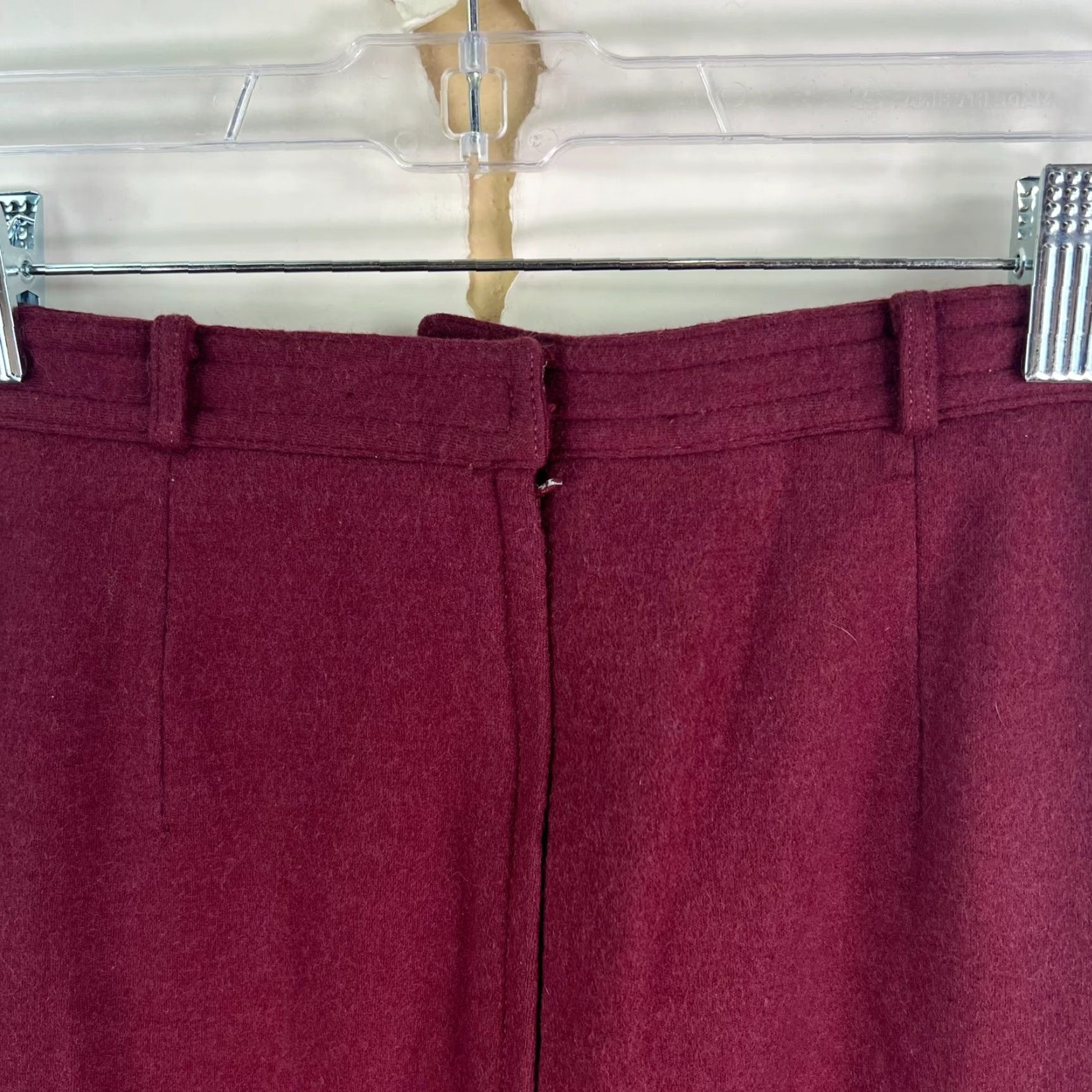 Vintage Vintage Golden Knit Wool Belted Skirt Womens Size 11 Maroon Knee Length A-Line 80s 90s 100% Wool Mid Rise Buttons Zipper Lined Size 32" / US 10 / IT 46 - 5 Thumbnail