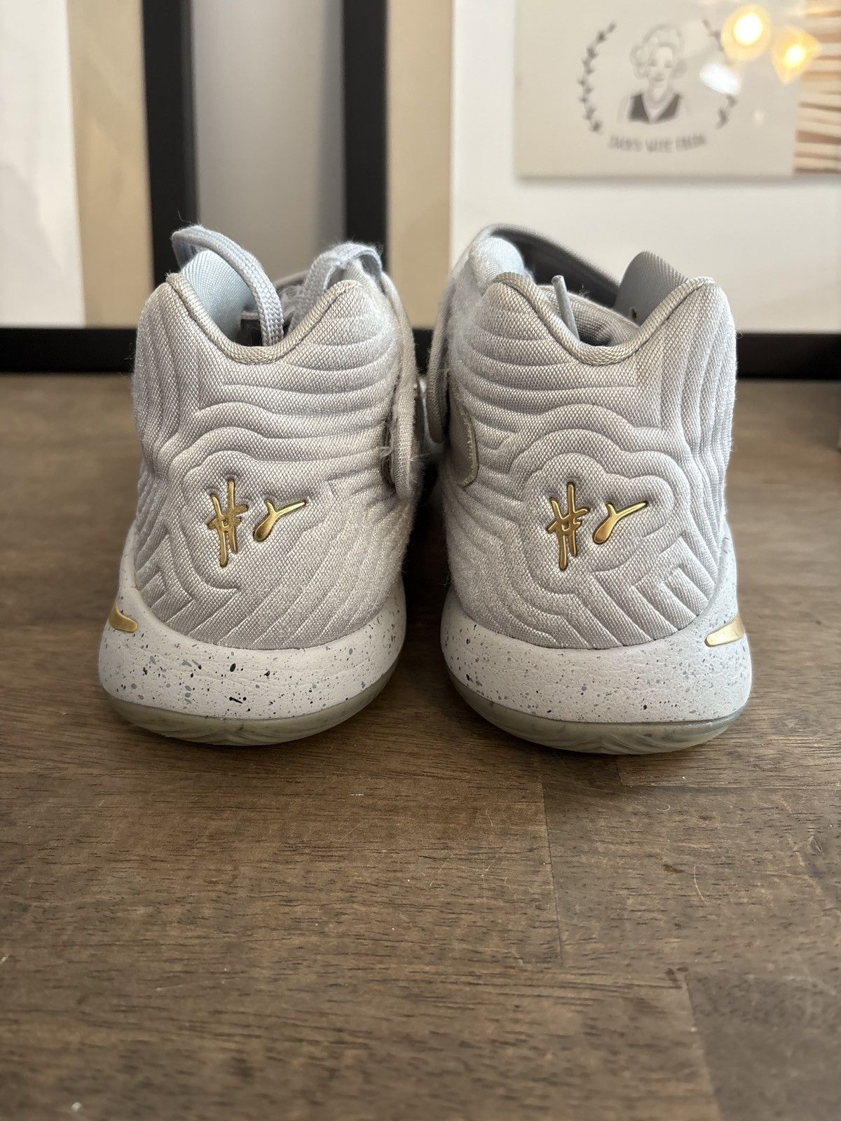 Nike Kyrie 2 GS Wolf Grey Size US 6.5 / EU 39-40 - 4 Thumbnail