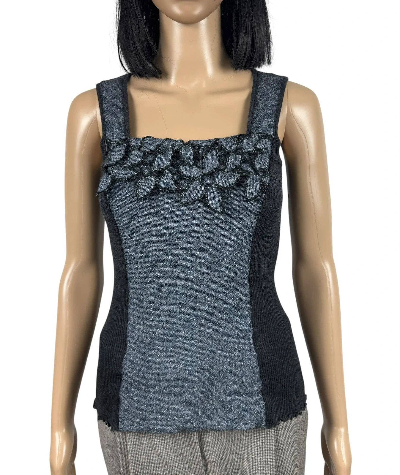 Other Oscalito Seta Wool Tank Top Decorated Flowers size 2 Size S / US 4 / IT 40 - 2 Thumbnail