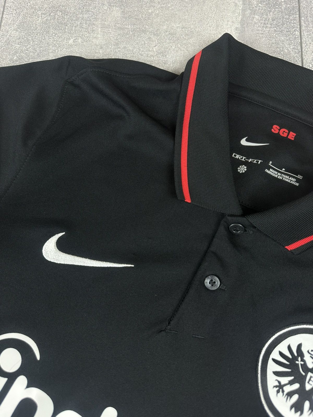 Nike Nike Eintracht Frankfurt 2021/22 Away #10 Kostic Jersey Size US S / EU 44-46 / 1 - 8 Thumbnail
