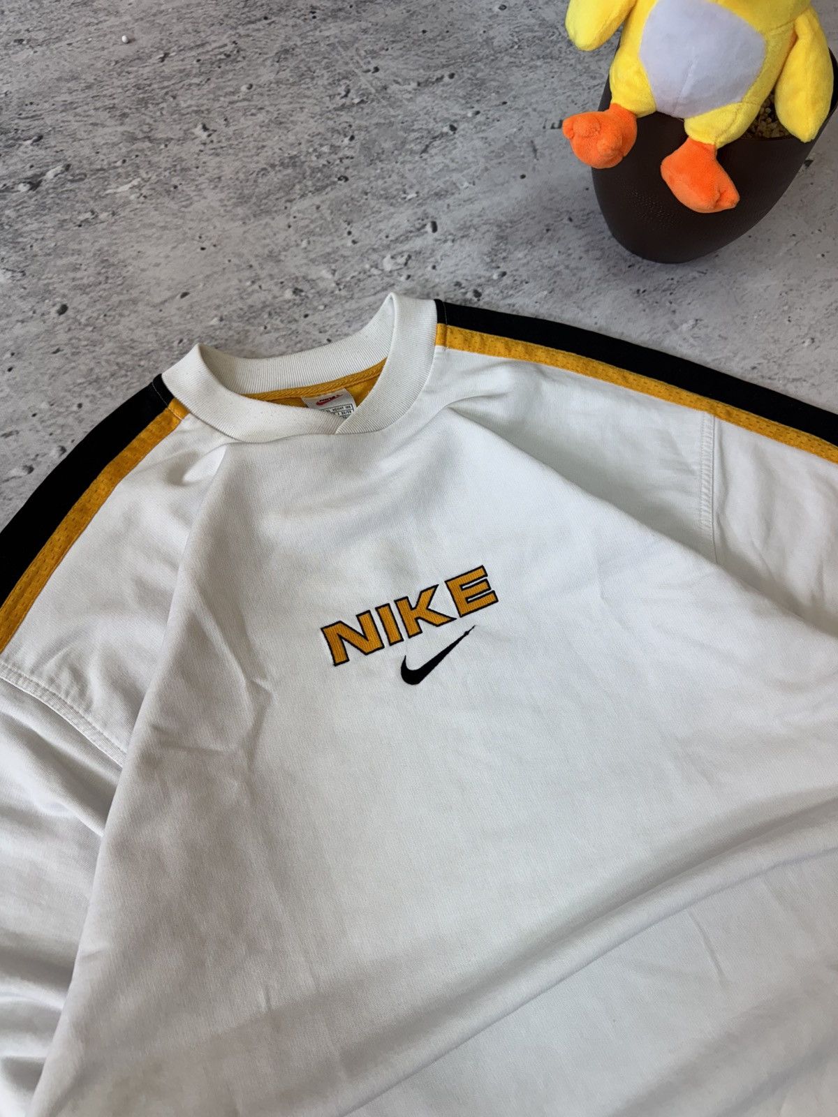 Nike × Vintage NIKE VINTAGE CENTER LOGO OVERSIZE BAGGY FIT SWEATSHIRT Size US XL / EU 56 / 4 - 4 Thumbnail