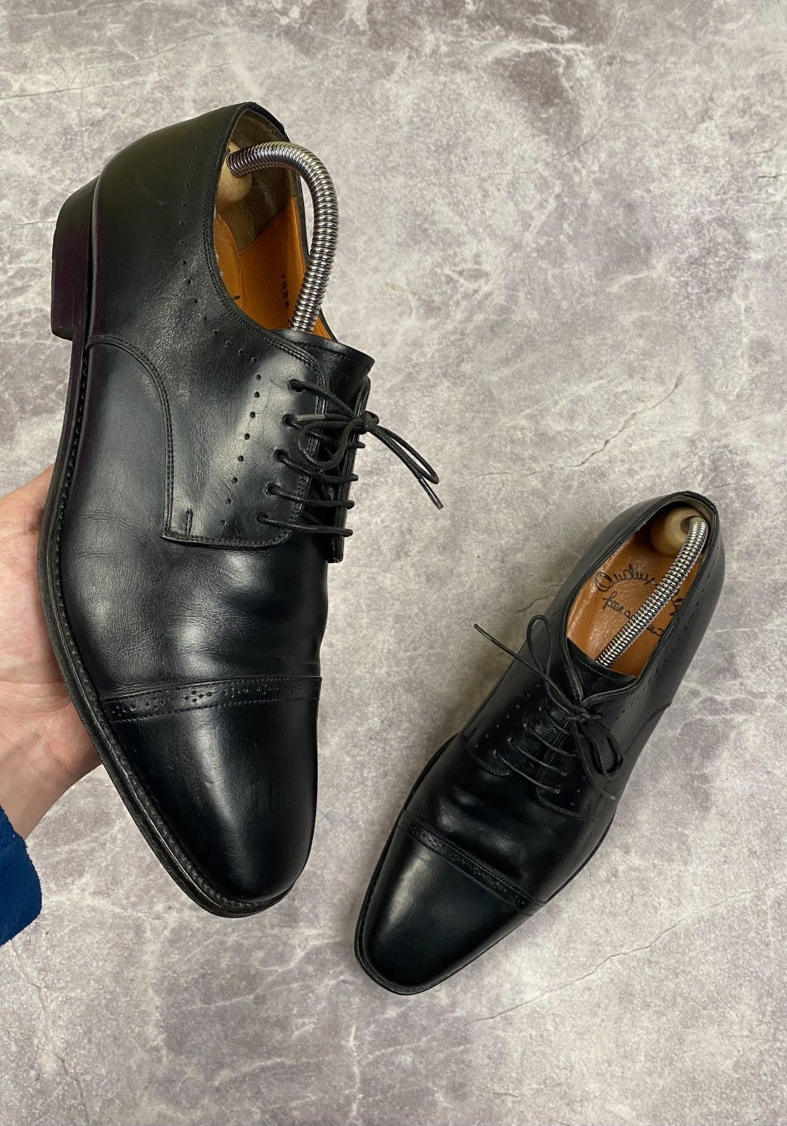 Santoni Santoni Cap-toe Black Leather Oxford Shoes Size: 8 Size US 9 / EU 42 - 1 Thumbnail