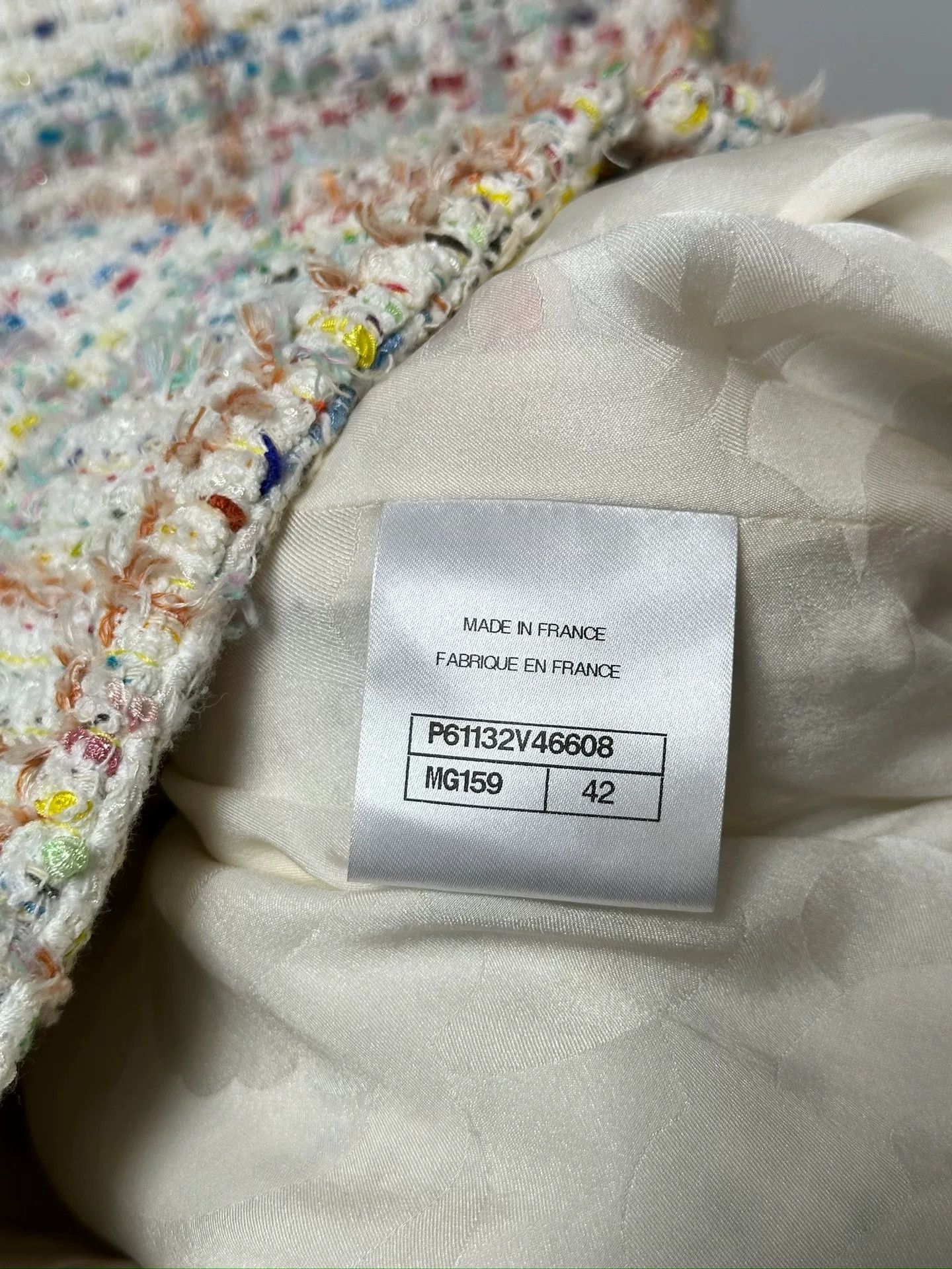 Chanel Chanel 19 Beach T Short-Sleeve Jacket Size US 26 / EU 42 - 6 Thumbnail