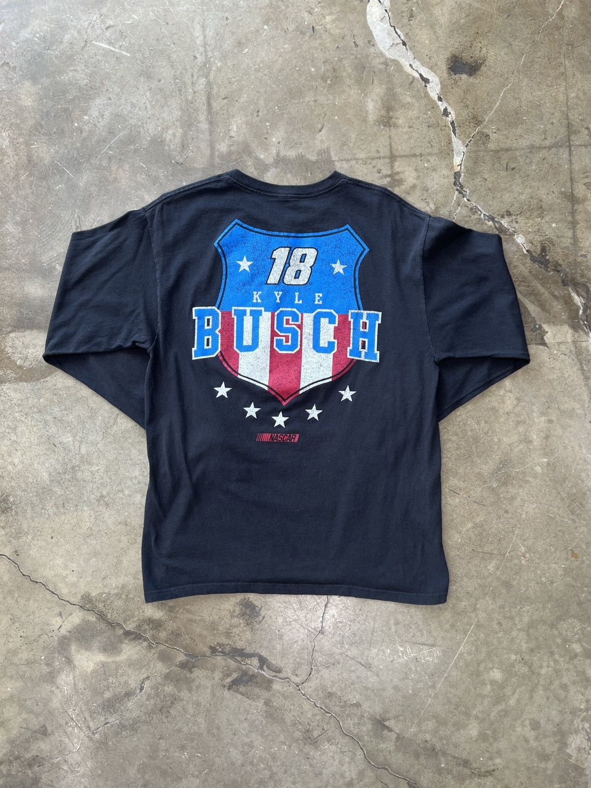 NASCAR × Vintage NASCAR Kyle Busch 18 Long Sleeve Tee Large Size US L / EU 52-54 / 3 - 2 Thumbnail