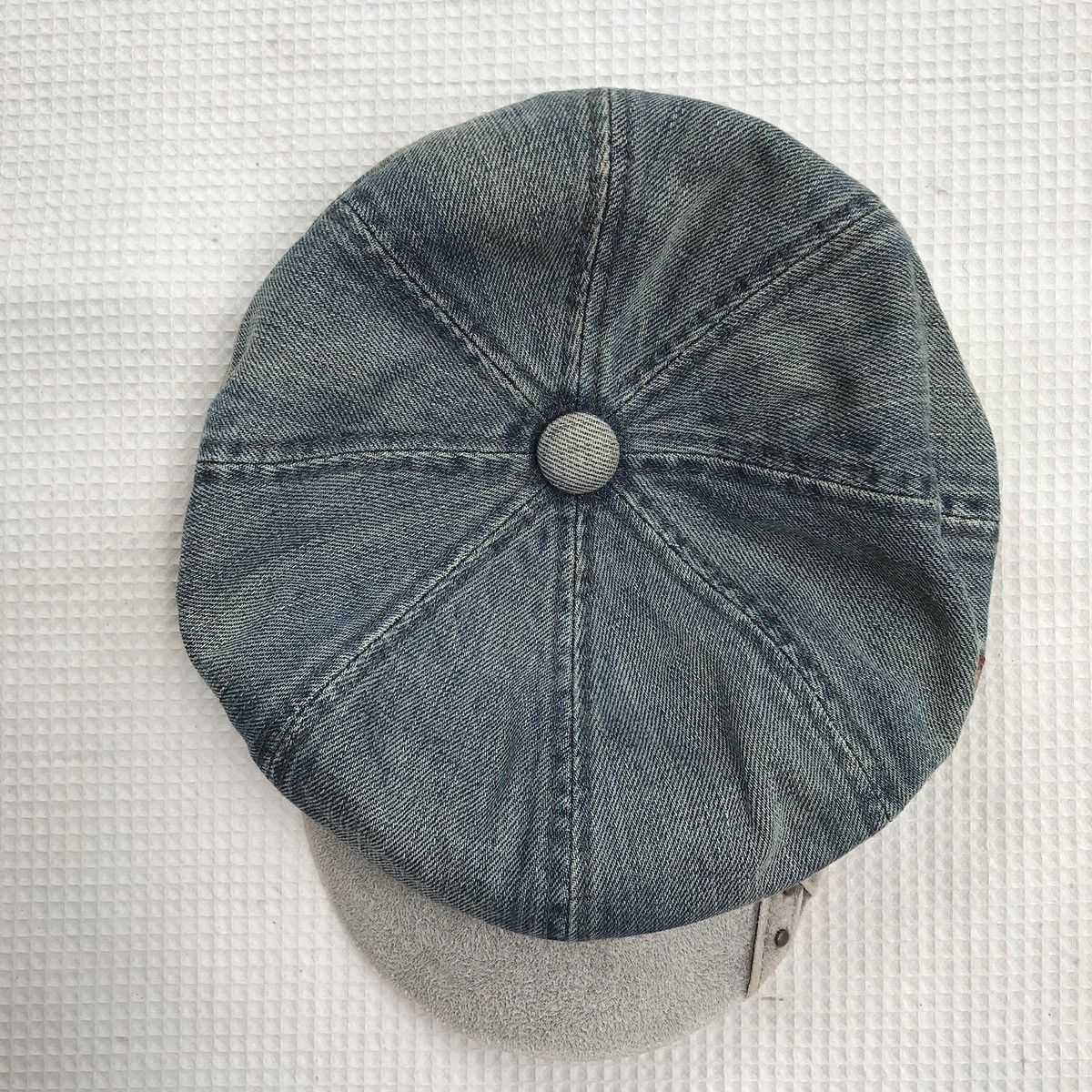 Unsound Rags UNIQUE. Wash denim newsboy by maui and sons Size ONE SIZE - 8 Thumbnail
